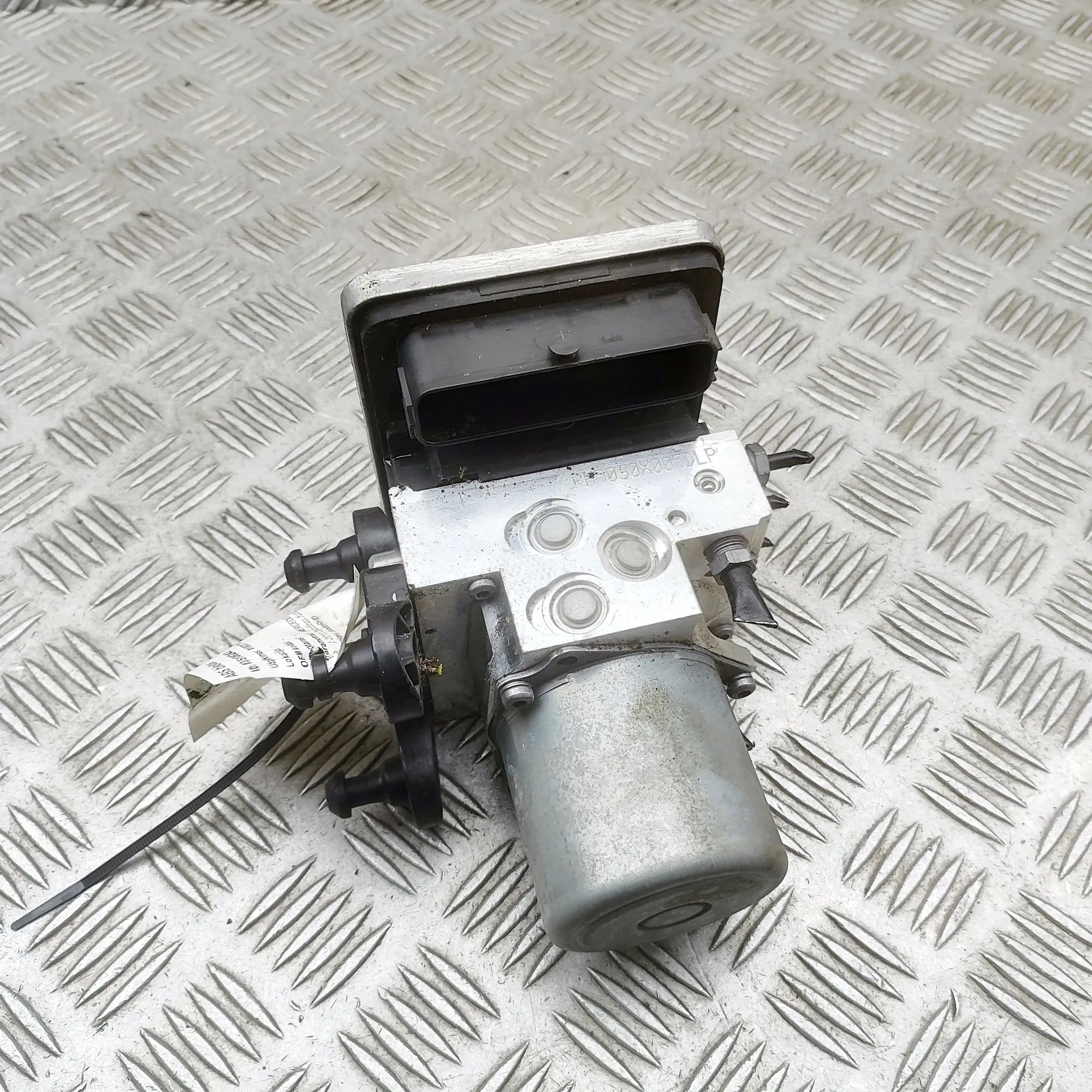 Mercedes-Benz GLE (W167) ABS hydraulic pump A1679004805 ABS Pump MERCEDES-BENZ GLE (W167) (...