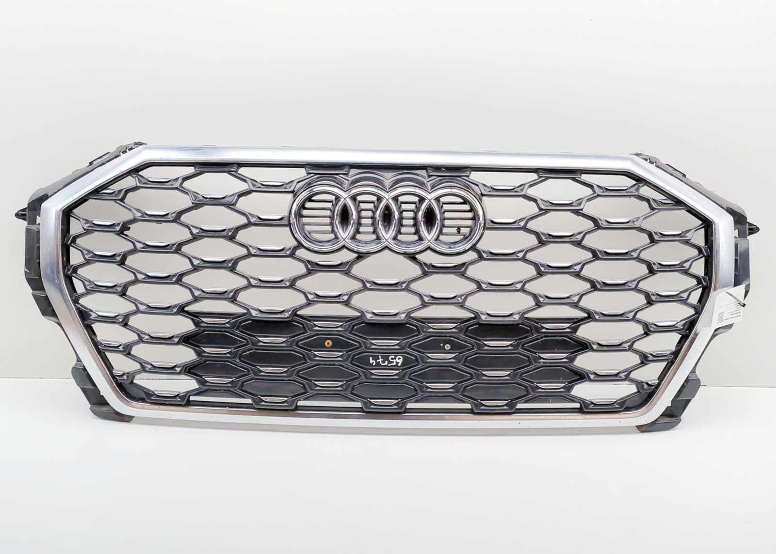 Audi Q3 (F3) Radiator Grille 83F853651C, 83F853651B Radiator Grille AUDI Q3 ...