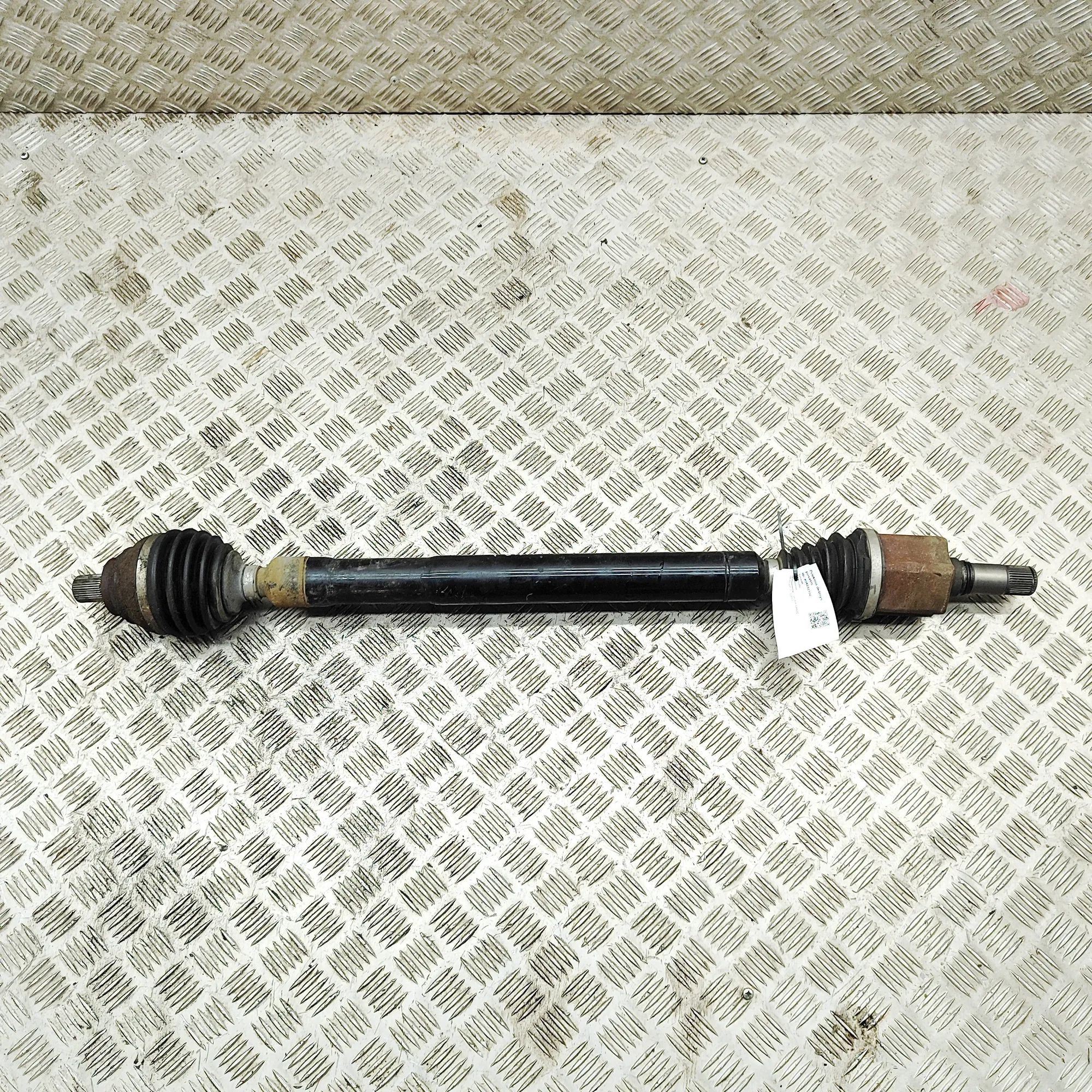 Skoda Karoq Front Right Driveshaft