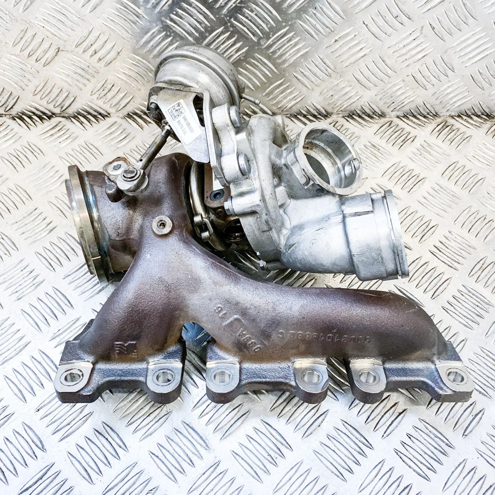 Porsche Macan Turbocharger 53031019660C, 53031005030A, 946.123.026.31 Turb...