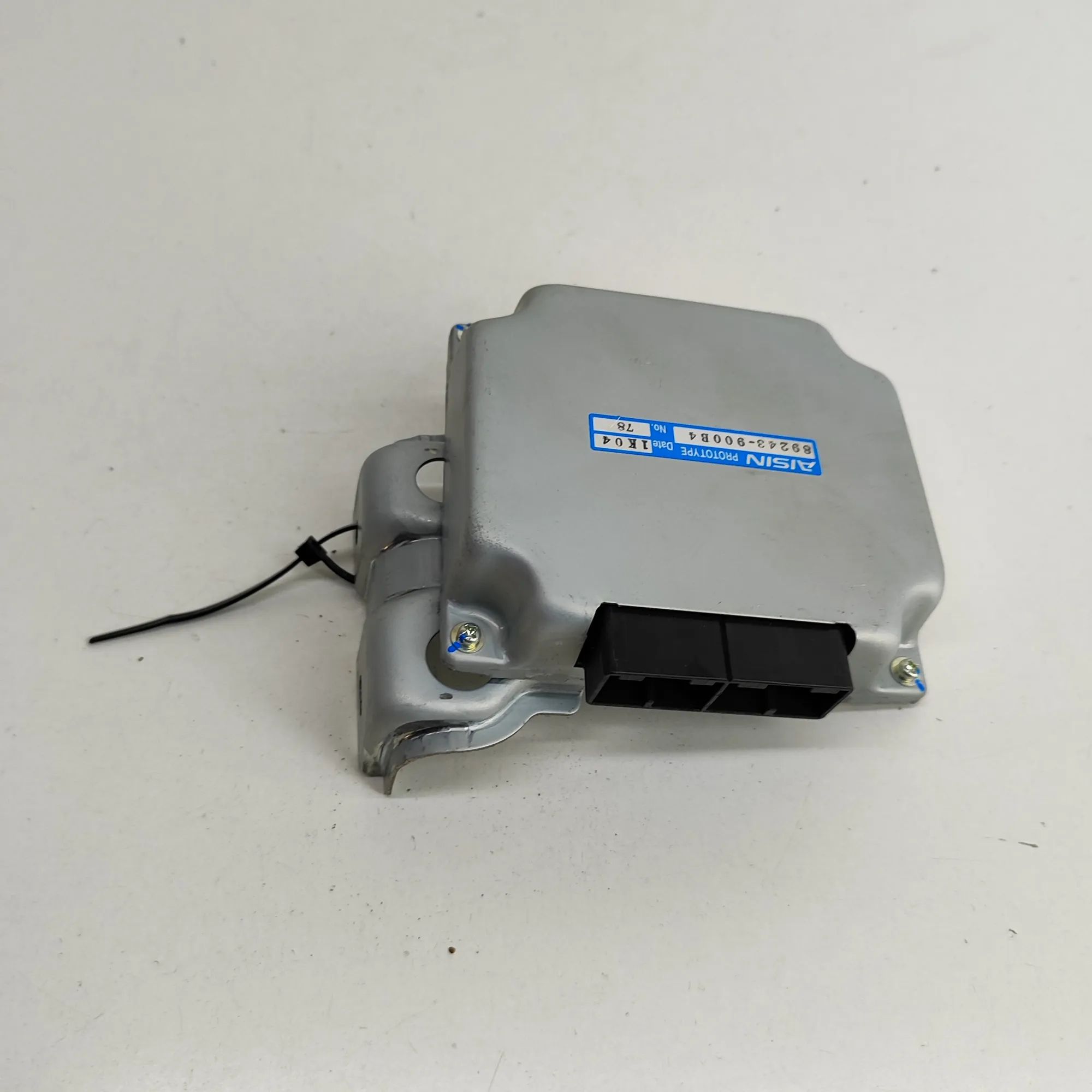 Lexus RX Suspension Control Unit 89243-900B4 Suspension Control Unit LEXUS RX (_...