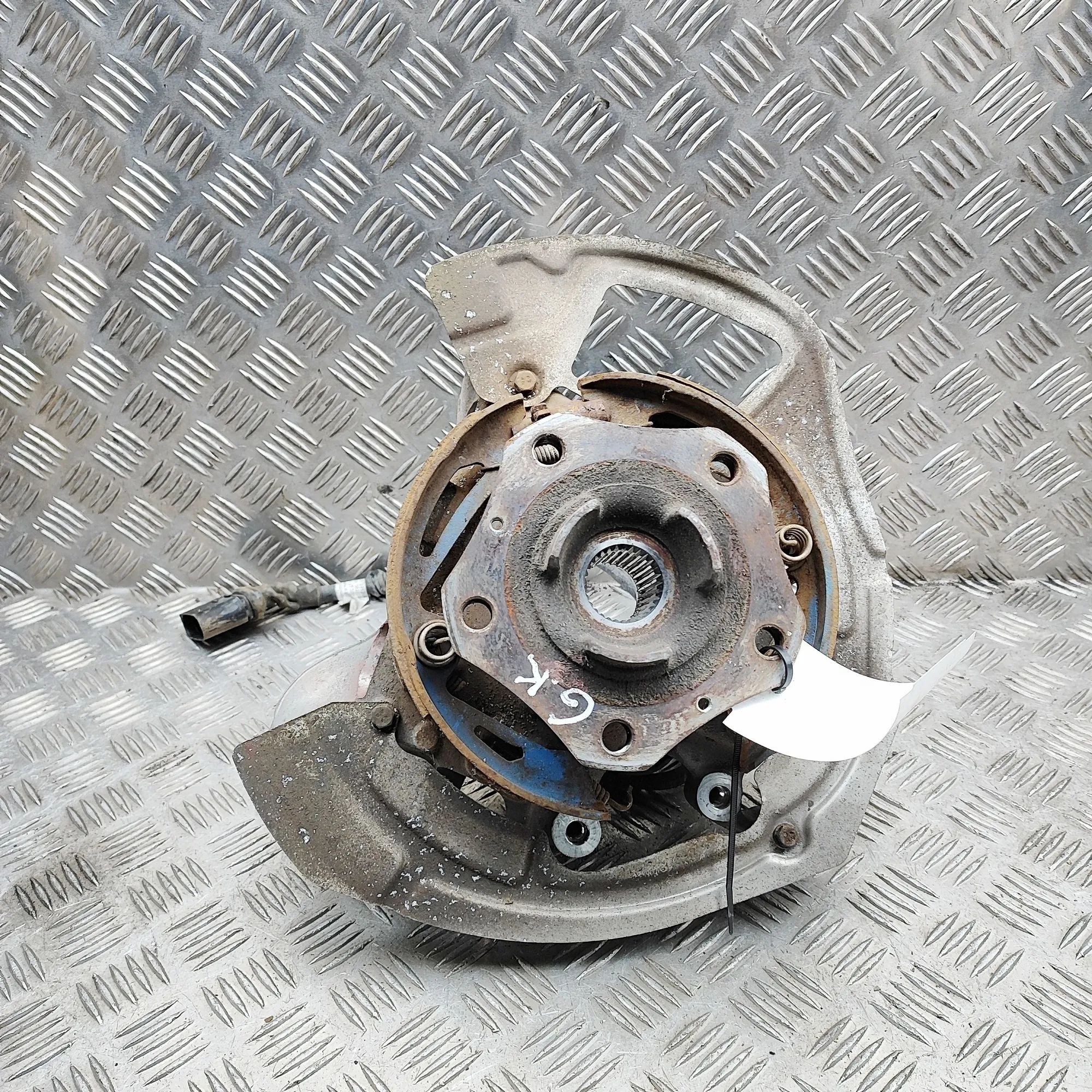 Porsche Panamera Rear Left Wheel Hub Spindle 971505435F Rear Left Wheel Hub Spindle PORSCHE ...