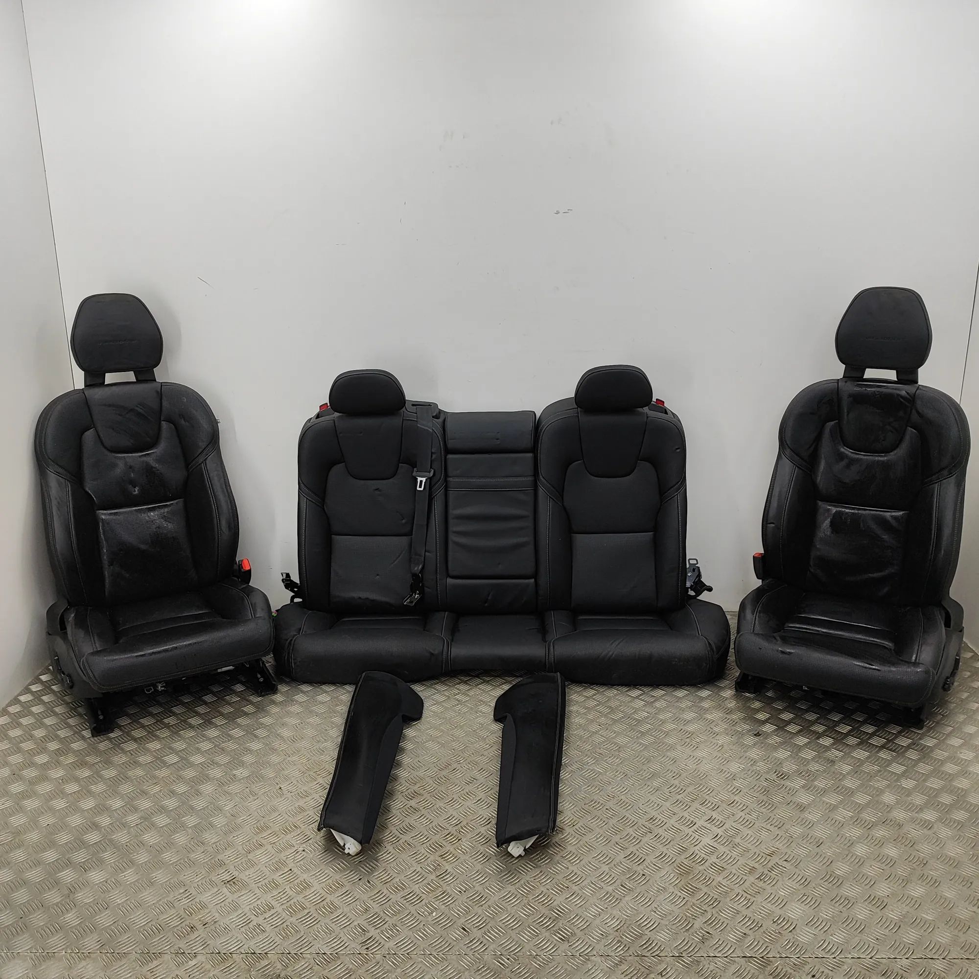 Volvo XC60 Interior Seats W/ Door Cards Kit 39842641, 39842645 Interior Seats W/ Door Cards...