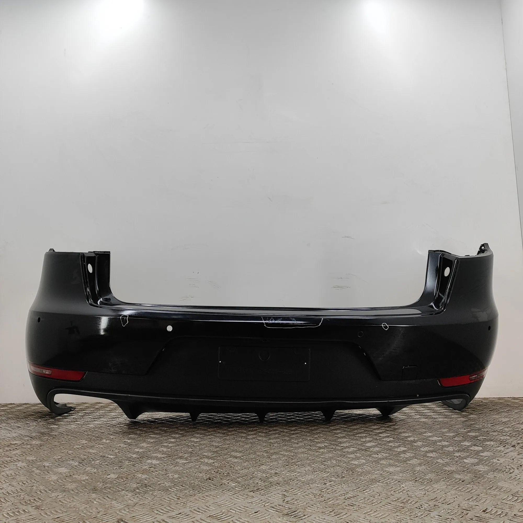 Porsche Macan rear bumper 95B807421H Rear Bumper PORSCHE MACAN (95B) (201...