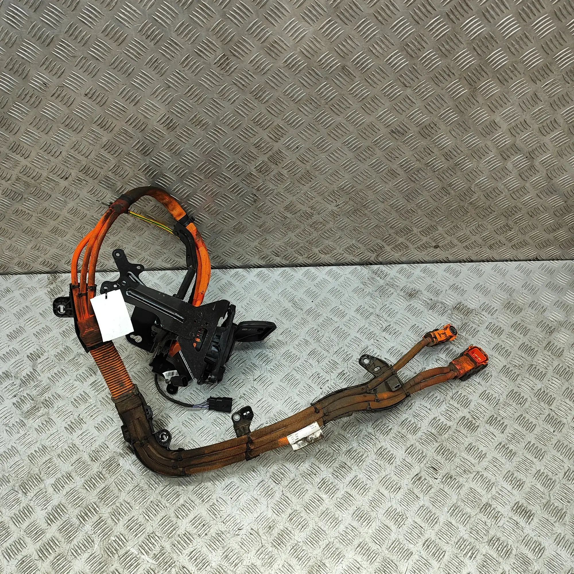 Jaguar F-Pace Battery Charging Cable