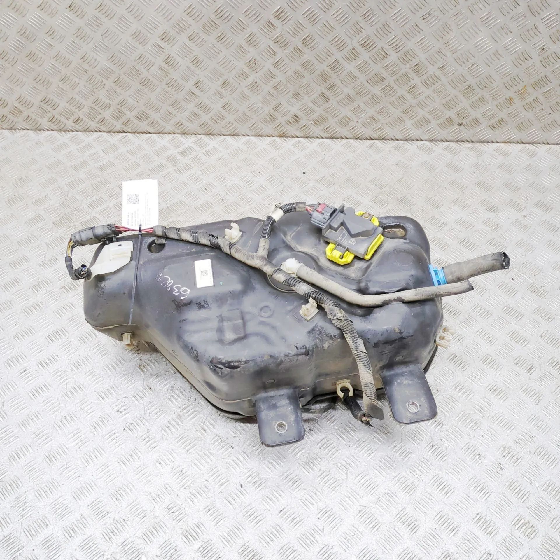 Ford Transit Connect / Tourneo Connect Adblue paak  GK21-5J228-AE, HC34-5H297-AA AdBlue Tank FORD T...