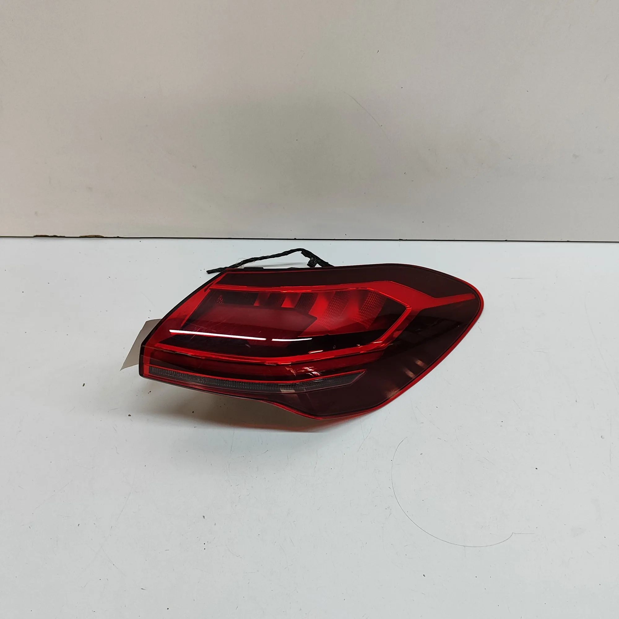 Audi A5 (B10) Rear Right Tail Light 8B3945208B Rear Right Tail Light AUDI A5 (Avant...