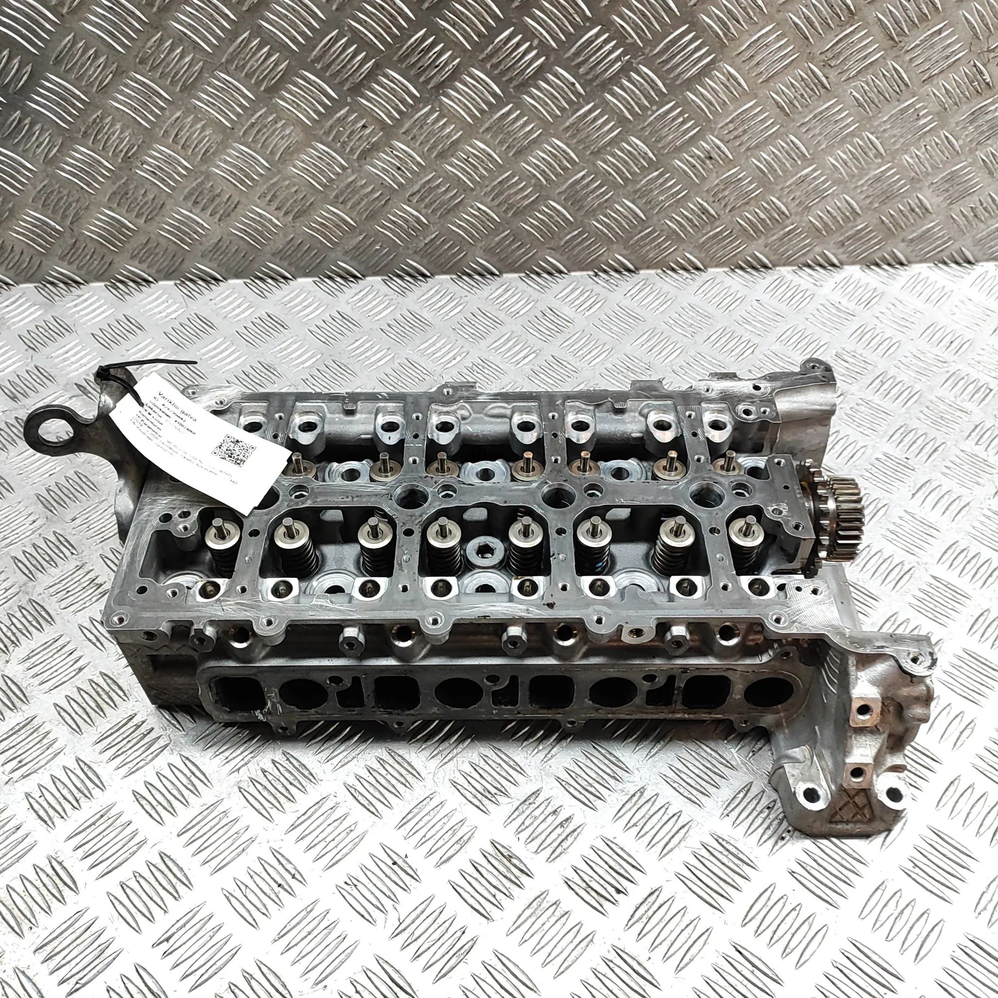 Mercedes-Benz GLE (W167) Engine Cylinder Head A6540107012 Engine Cylinder Head MERCEDES-BENZ ...