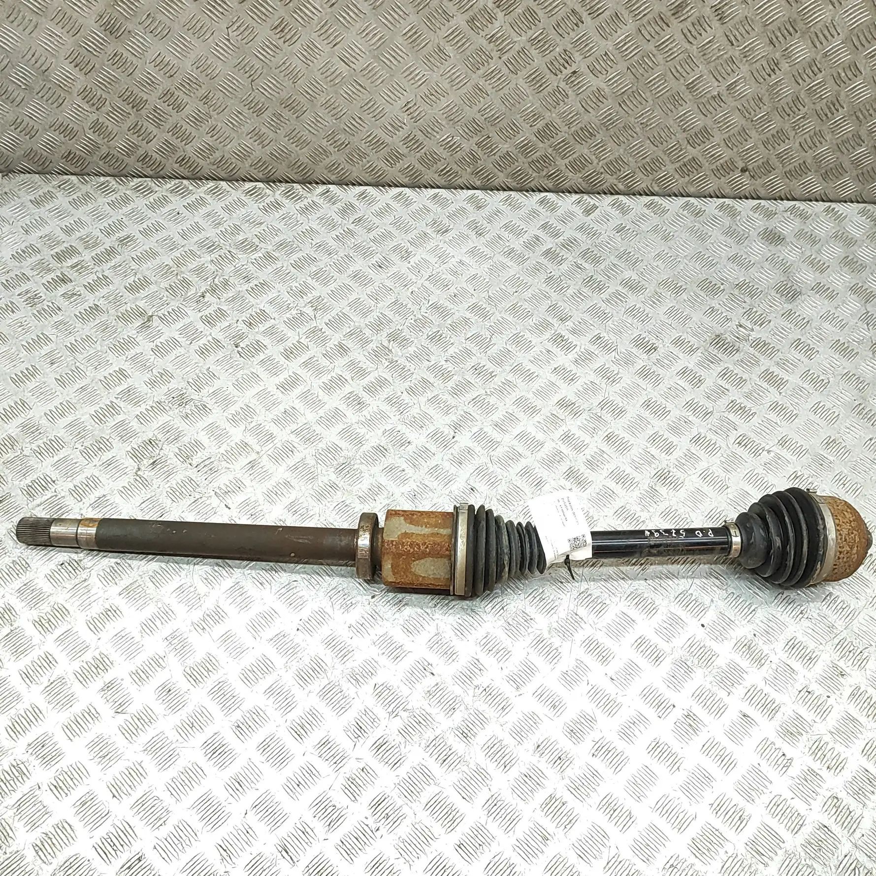 Mercedes-Benz Sprinter (W907 / W910)  Front Right Driveshaft A9103303700 Front Right Driveshaft MERCEDES-BEN...