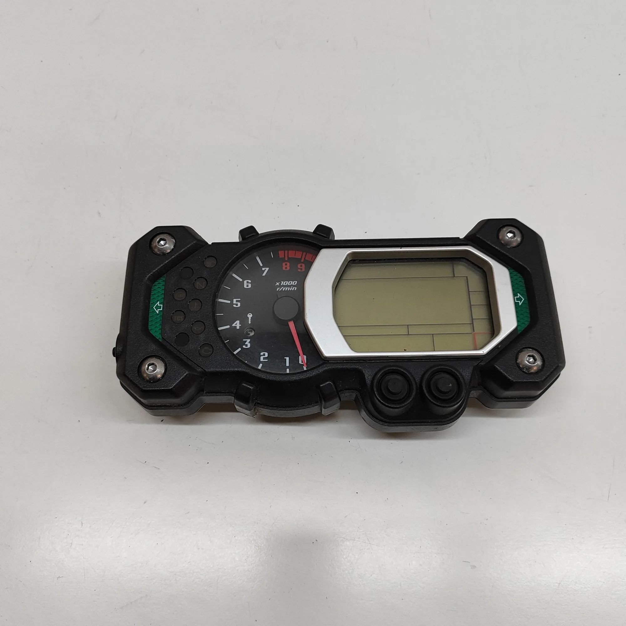 Speedo clocks instrument cluster dash Brand/Model: YAMAHA XT
Year: 2012
Engine: 1200 ...