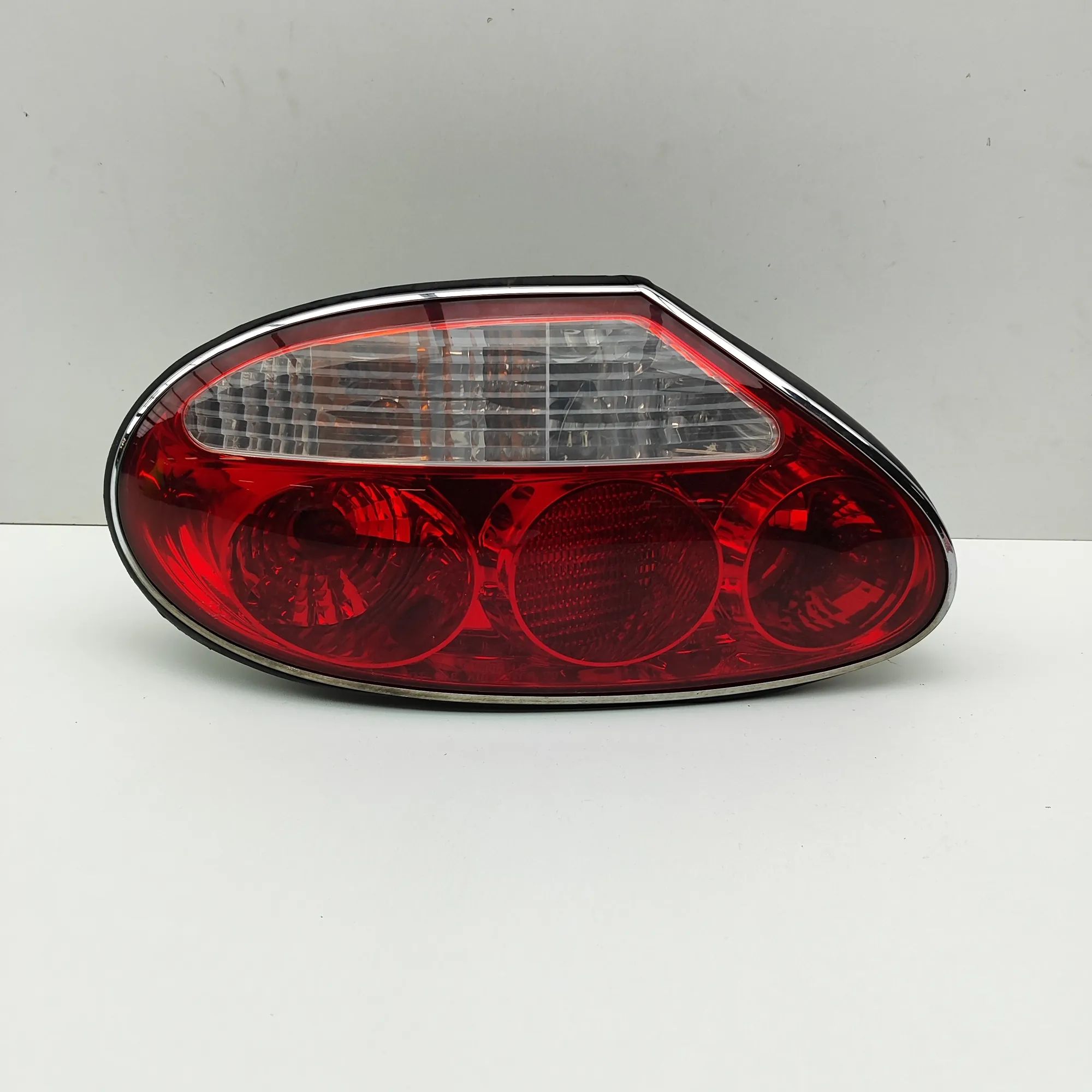 Jaguar XK Rear Left Tail Light LJA4901CD, LJA-4901-CD, 89021516 Rear Left Tail...