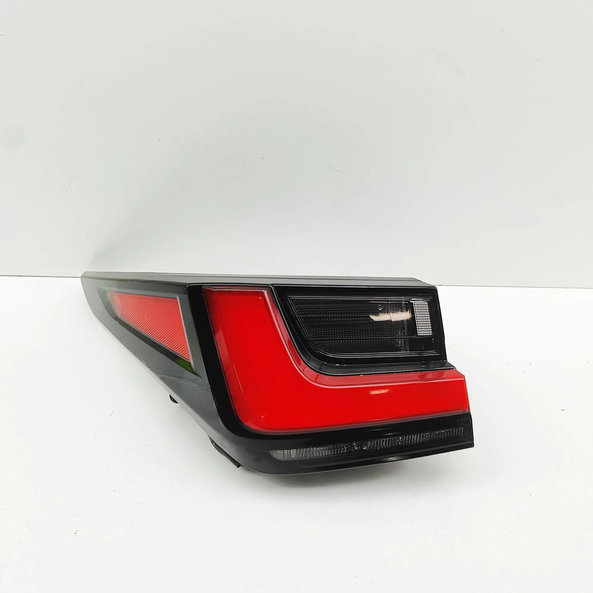Lexus NX Rear Left Tail Light A4Y072-0000, 81560-78151 Rear Left Tail Light L...