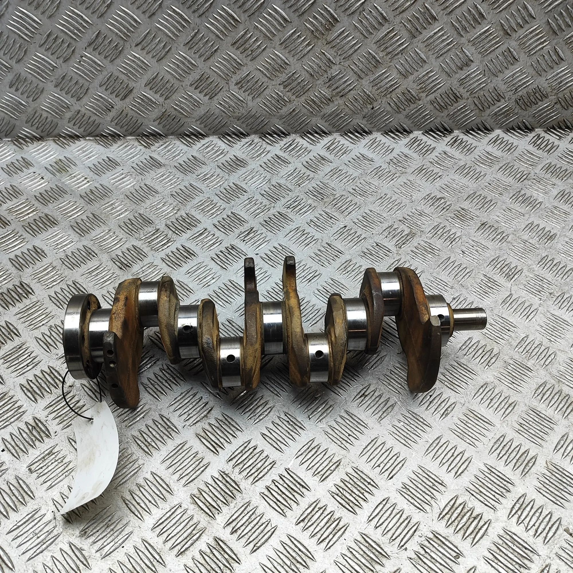 Volkswagen Jetta väntvõll 03C105101BM Crankshaft VW JETTA (III 1K2) (2005...