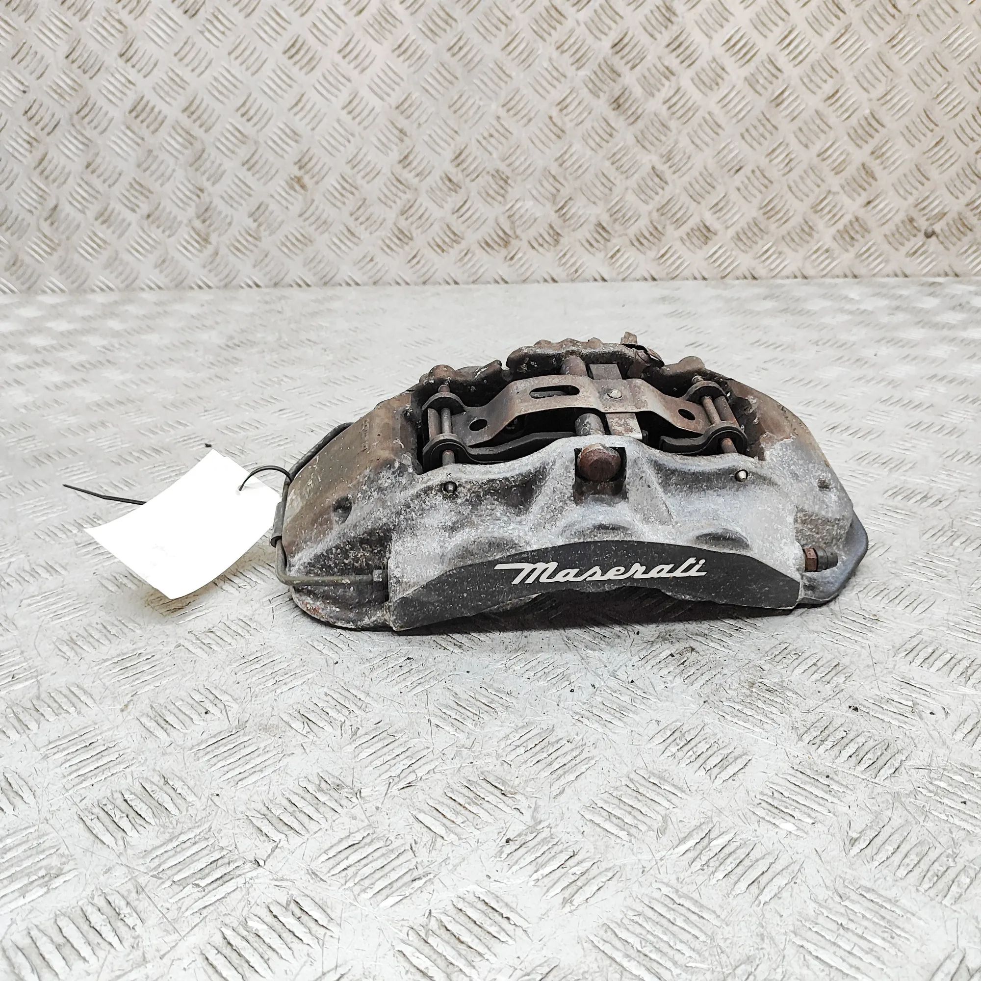 Maserati Ghibli Front Left Brake Caliper 670009181 Front Left Brake Caliper MASERATI GHI...