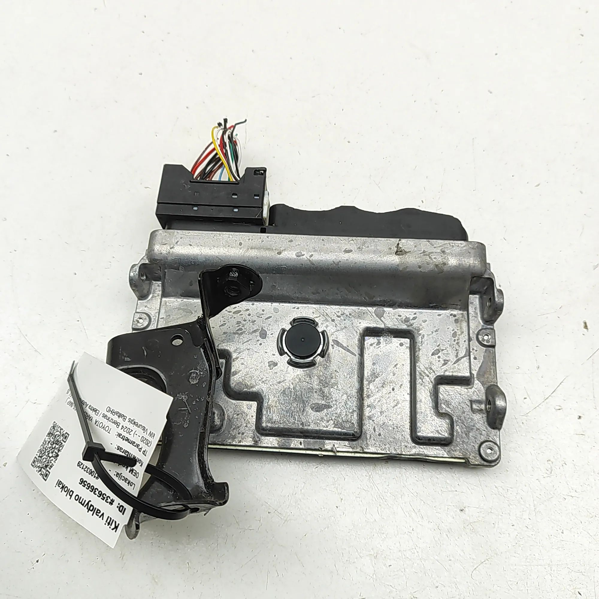 Toyota Yaris Engine Control Unit MB283800-0110, 89661-0UJ30 Engine Control Unit ...