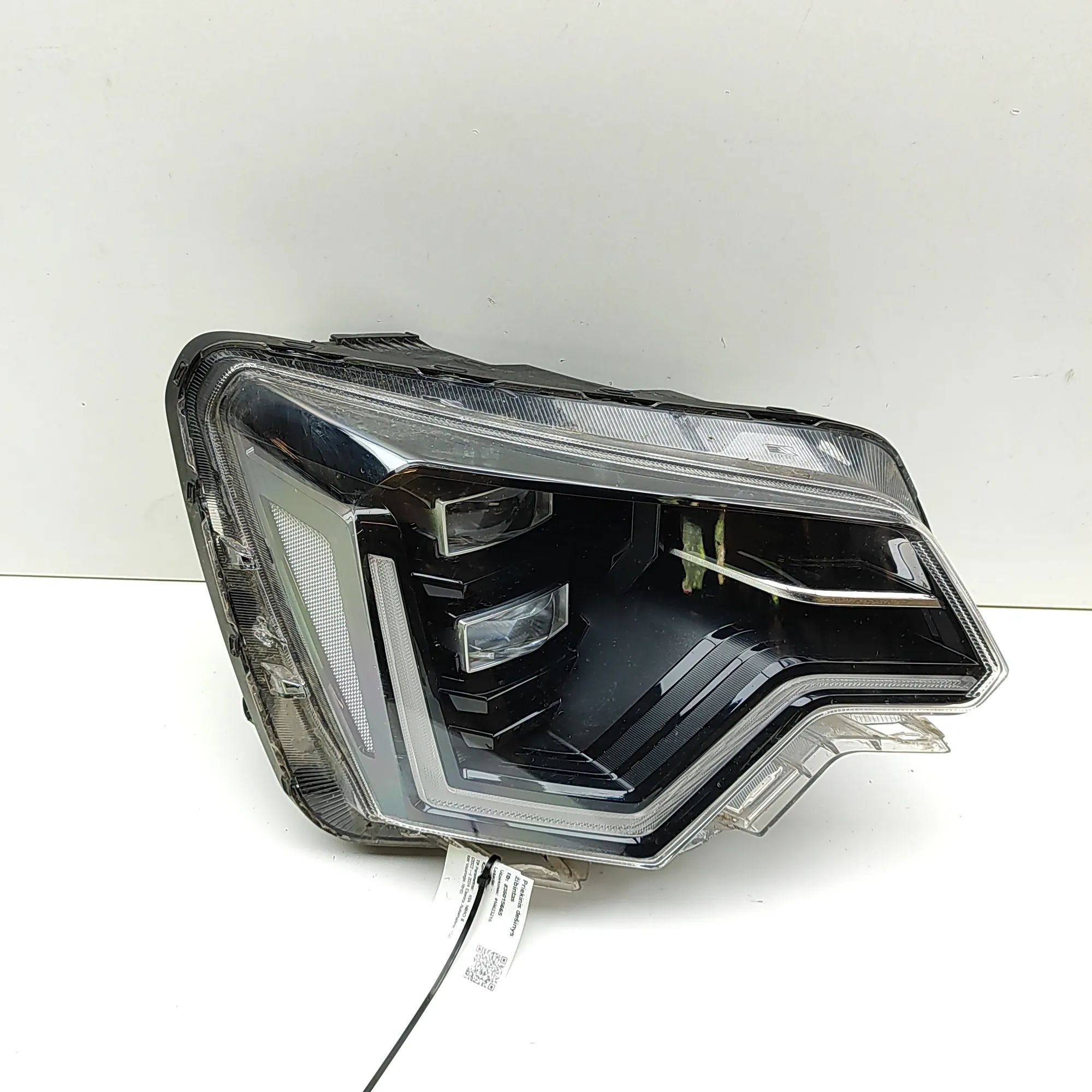 Kia Niro Front Right Headlight 92102-AT120 Front Right Headlight KIA NIRO (II)...