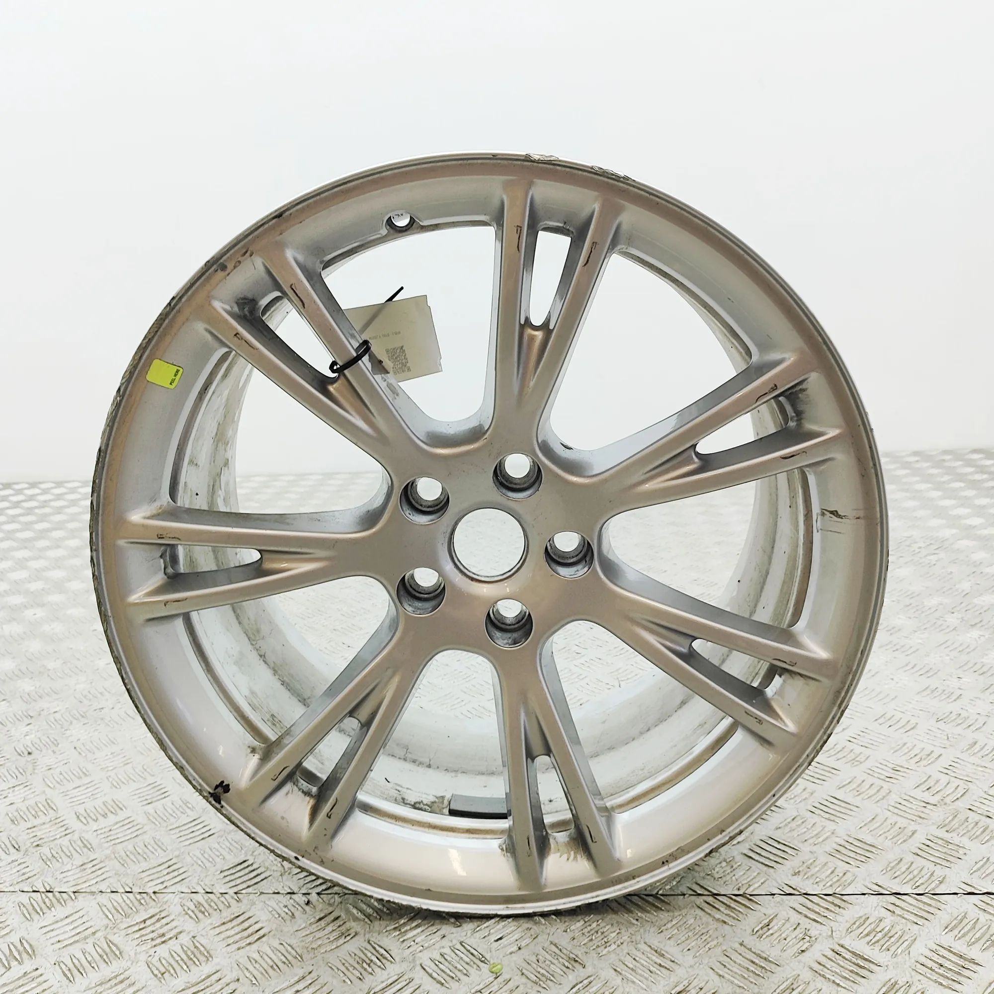 Tesla Model 3 Alloy Wheel 1188222-00-C Alloy Wheel TESLA MODEL Y (2019-.....