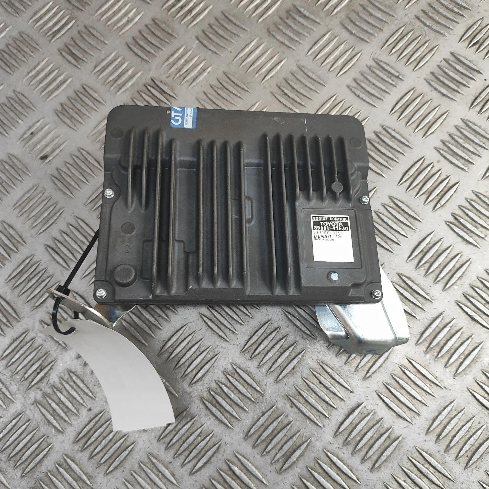 Toyota Prius Engine Control Unit 89661-47E30 Engine Control Unit TOYOTA PRIUS (_...
