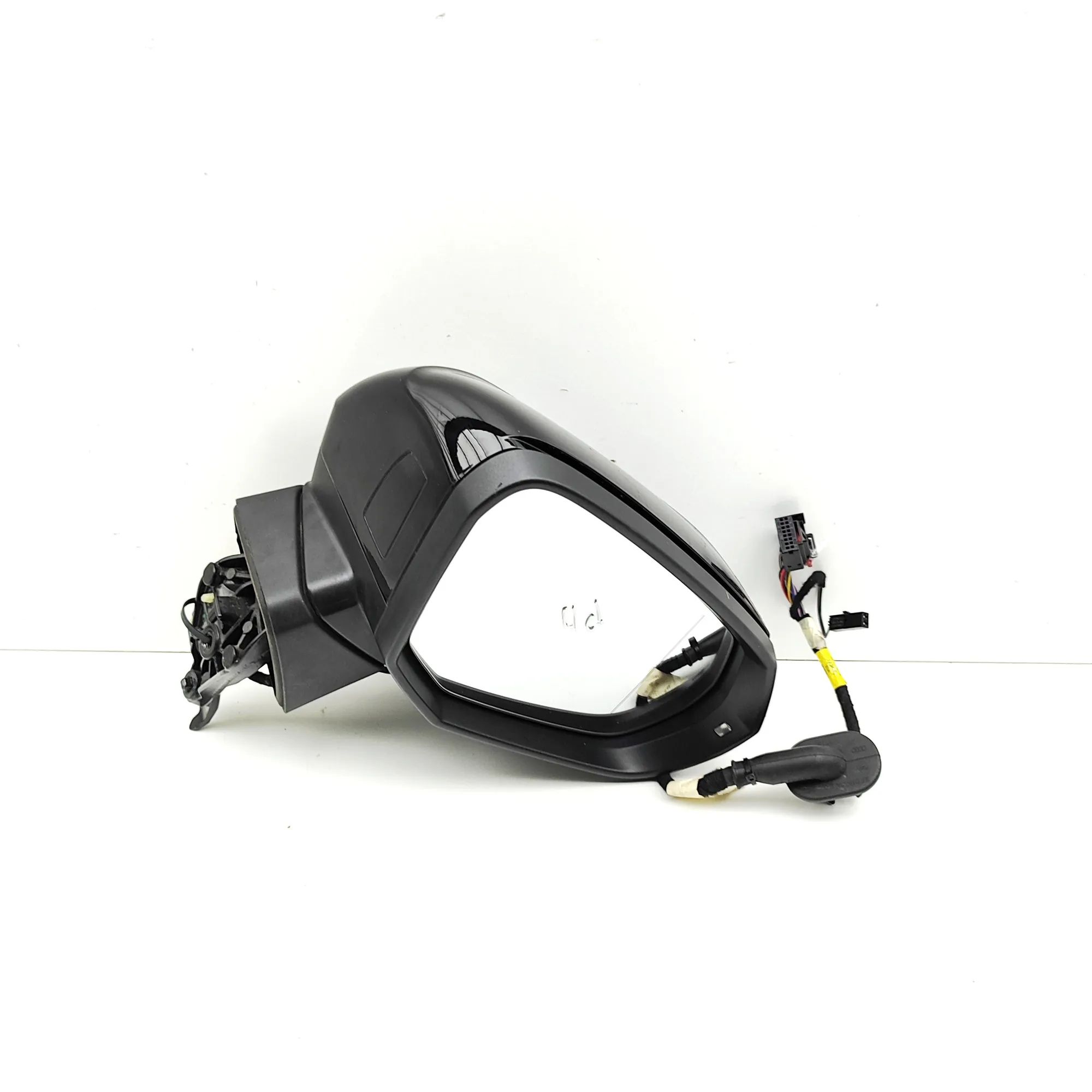 Audi Q3 (F3) Right Side Wing Mirror 83C857409, 83C857409H Right Side Wing Mirror AU...