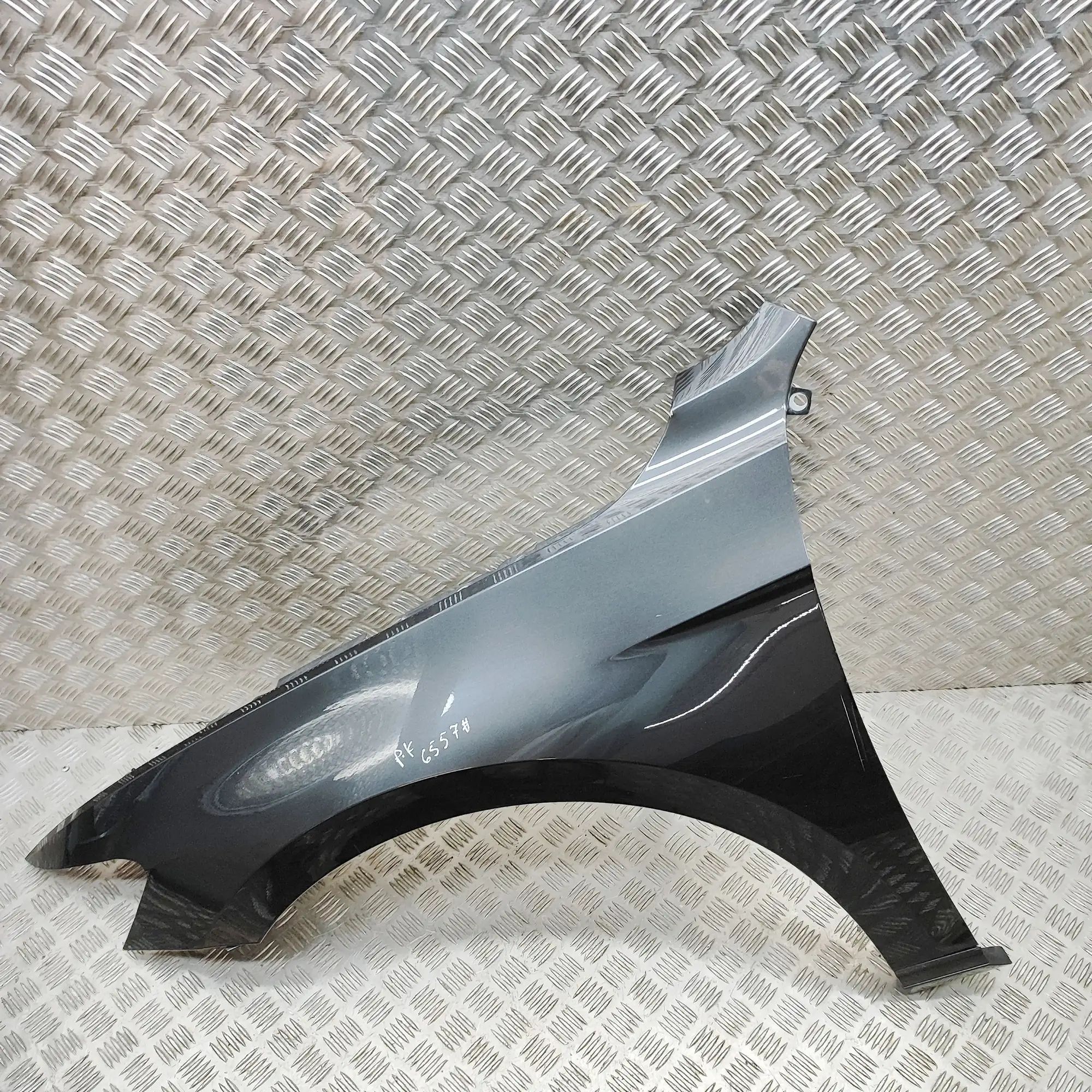 Volkswagen Passat (B8) Front Left Fender 3G0821021A Front Left Fender VW PASSAT (B8 3G2)...