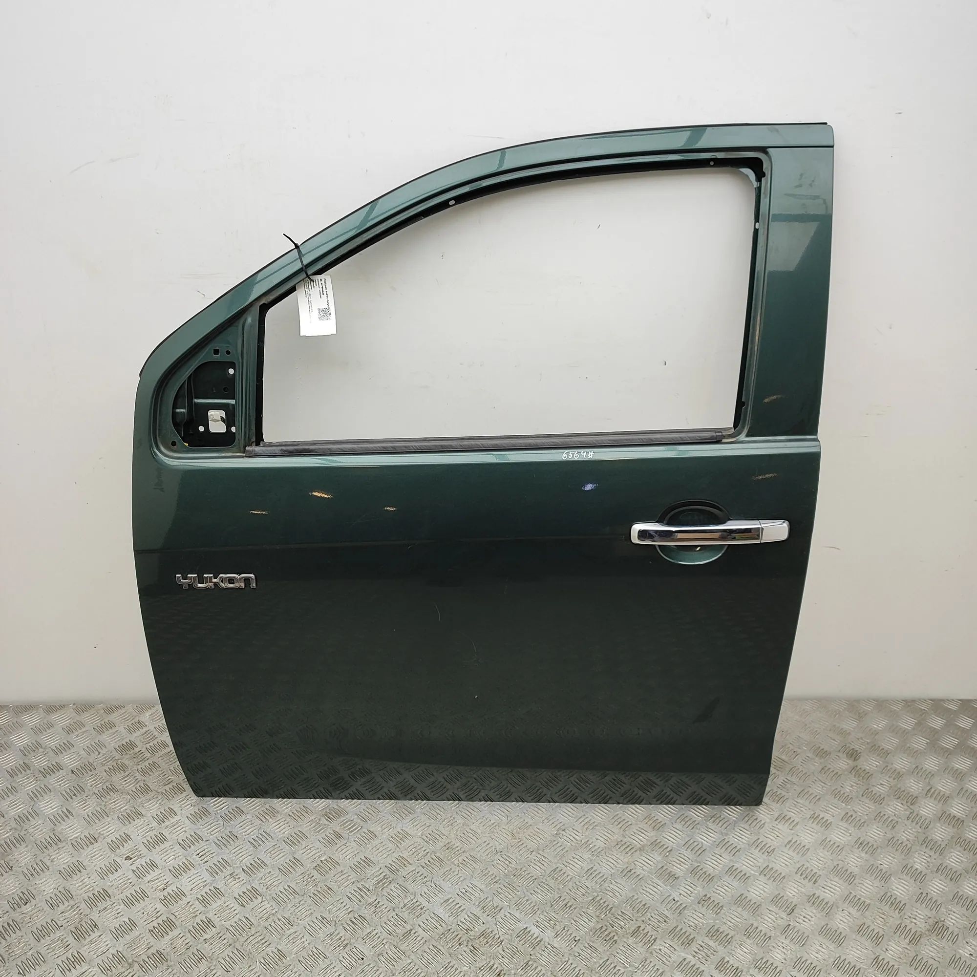 Isuzu D-Max Front Left Door 8-98108-132-4 Front Left Door ISUZU D-MAX (II T...