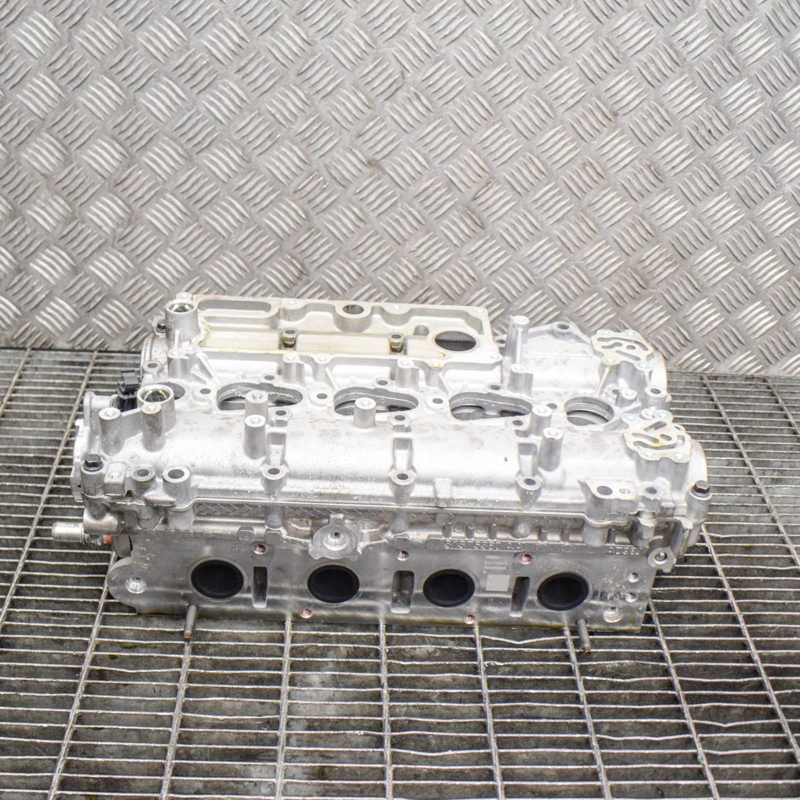 Volvo XC40 / EX40 Engine Cylinder Head 31375378, 31375380, 31316034 Engine Cylinder He...