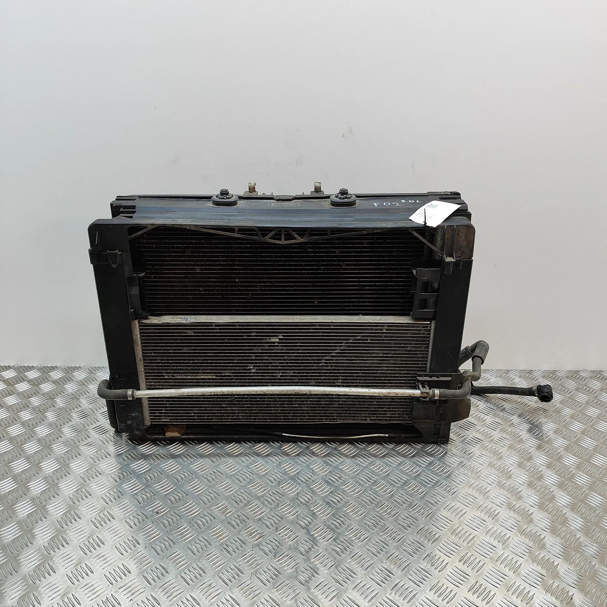 BMW 7 (F01 / F02 / F03 / F04) Radiator Pack Set 7576827, 7576825, 9109724, 7570093 Radiator Pac...
