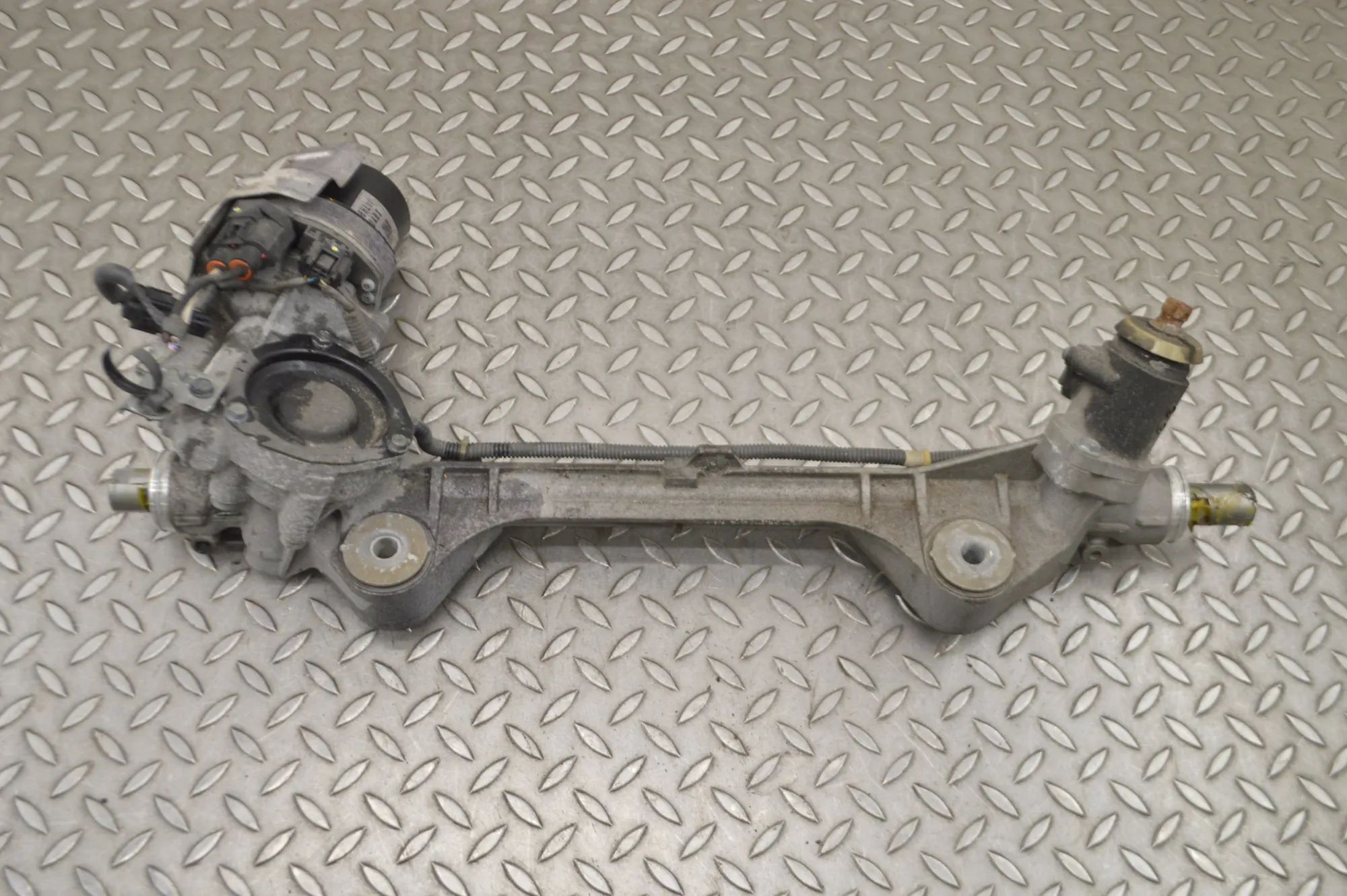 Infiniti Q50 ohjaushammastanko 6HLD10ABX, 18100KY01265, 6HLD1-0ABX Steering Ra...