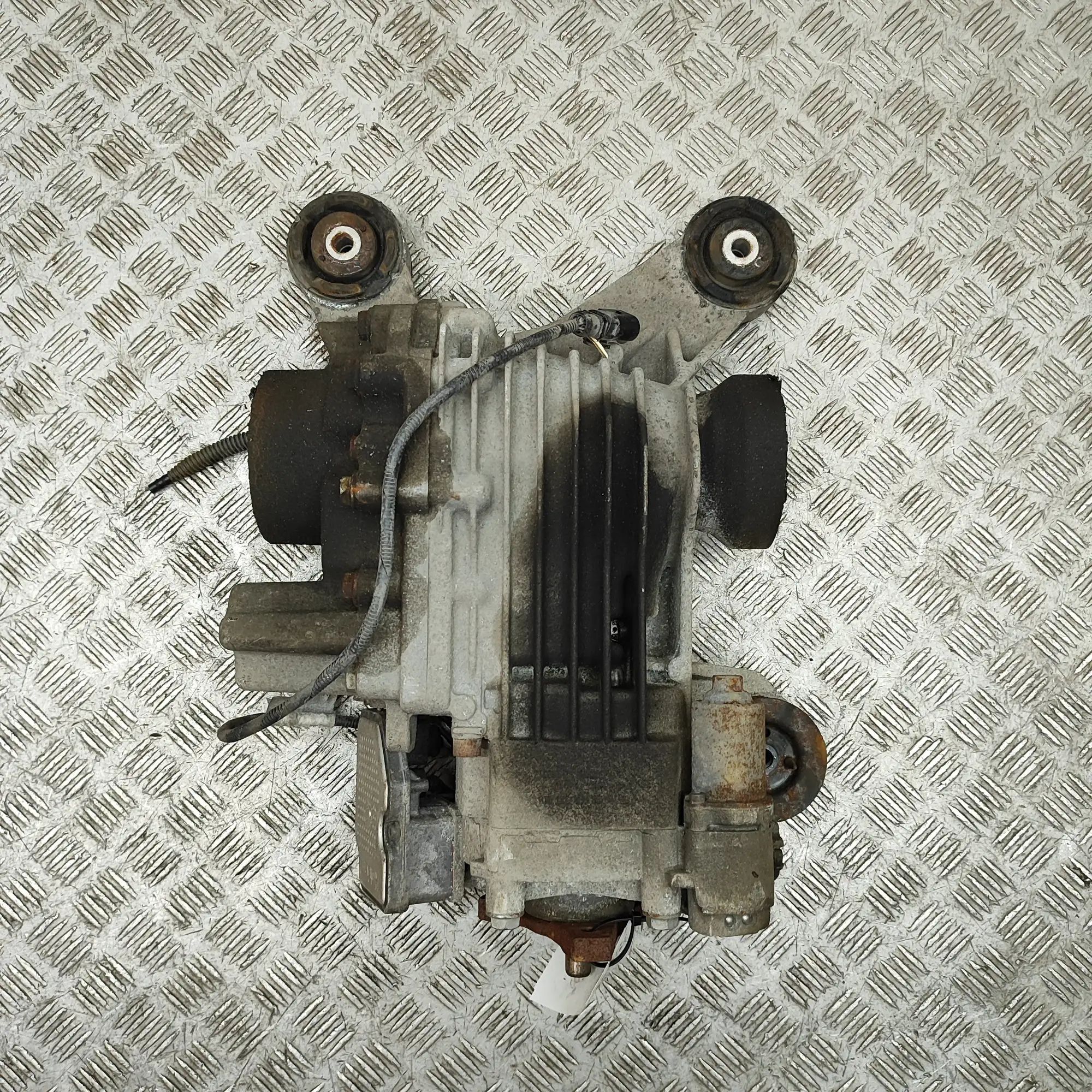 Skoda Octavia задний редуктор 0BR907554C, 0BR525010B Rear Differential SKODA ...