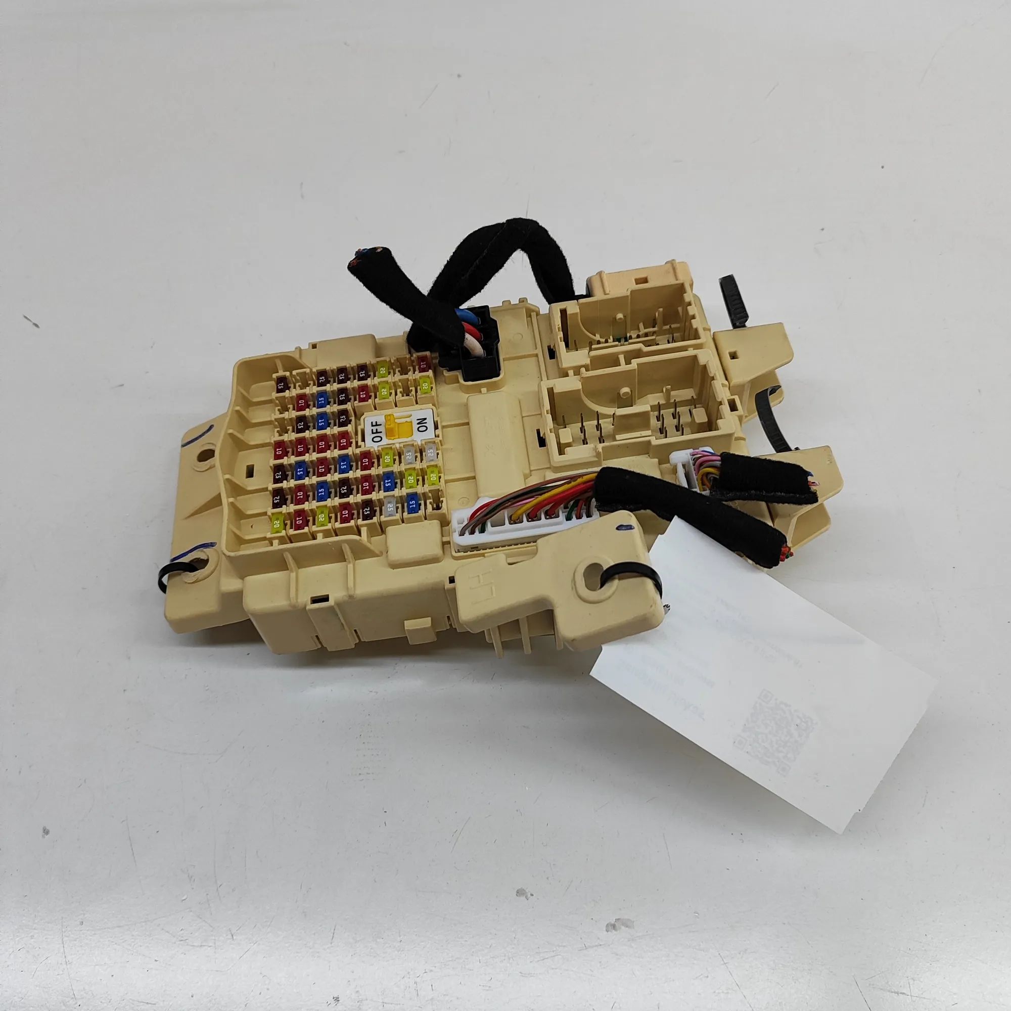 Kia Soul Fuse Box Module 91950-E4511 Fuse Box Module KIA SOUL (II PS) (2...