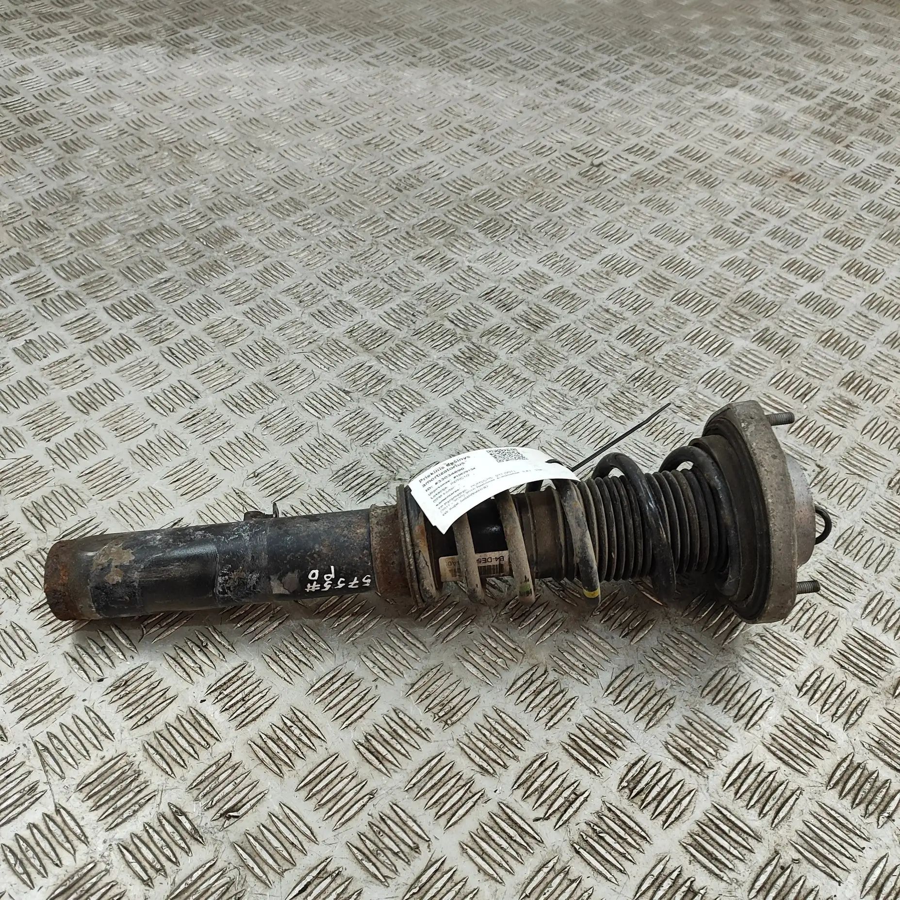 Porsche 911 (991) Front Right Shock Absorber 99134304556 Front Right Shock Absorber PORSCHE ...