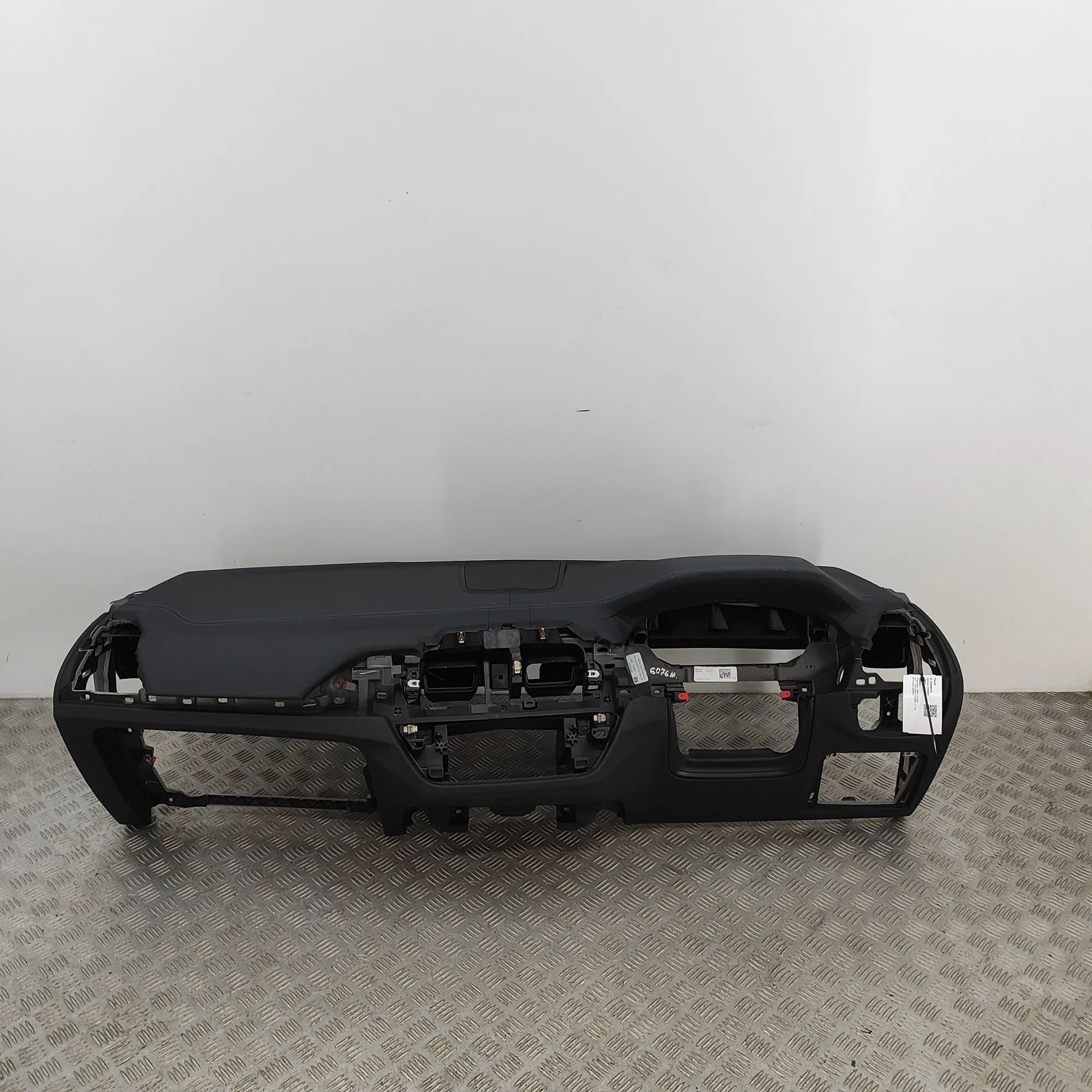 BMW X3 / iX3 (G01) Dashboard 9626627 Dashboard BMW IX3 (G08) (2020-...)

Par...