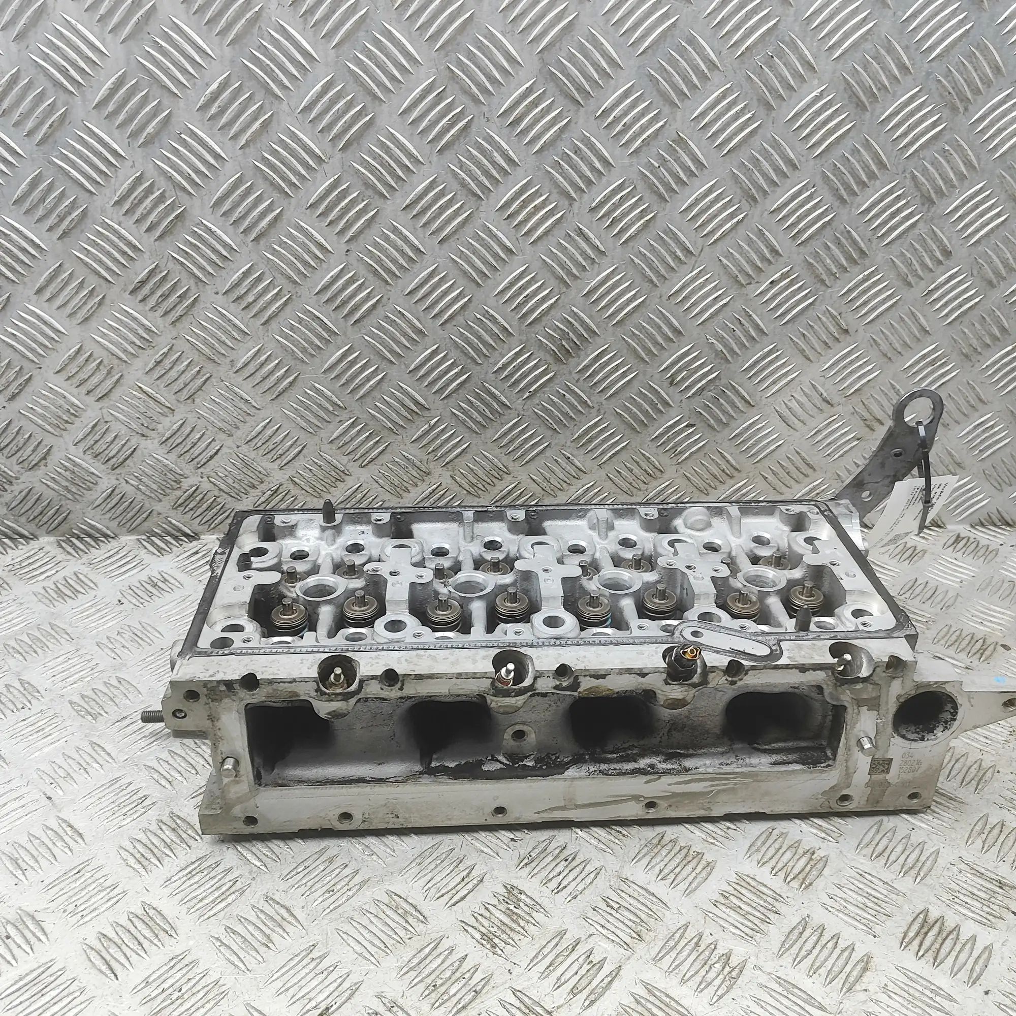 Volkswagen Golf 7 Engine Cylinder Head