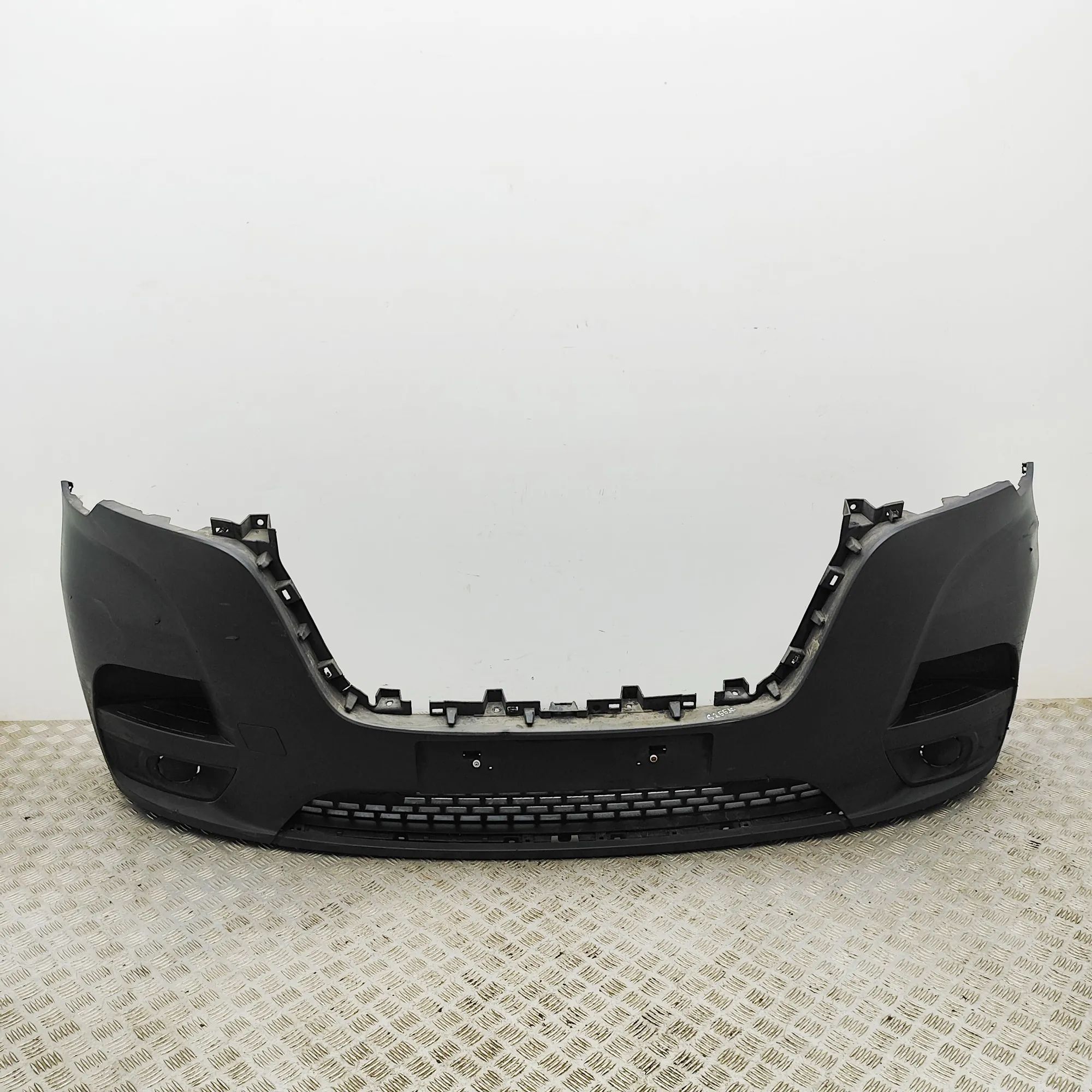 Renault Master front bumper 620228205R Front Bumper RENAULT MASTER (III Fur...