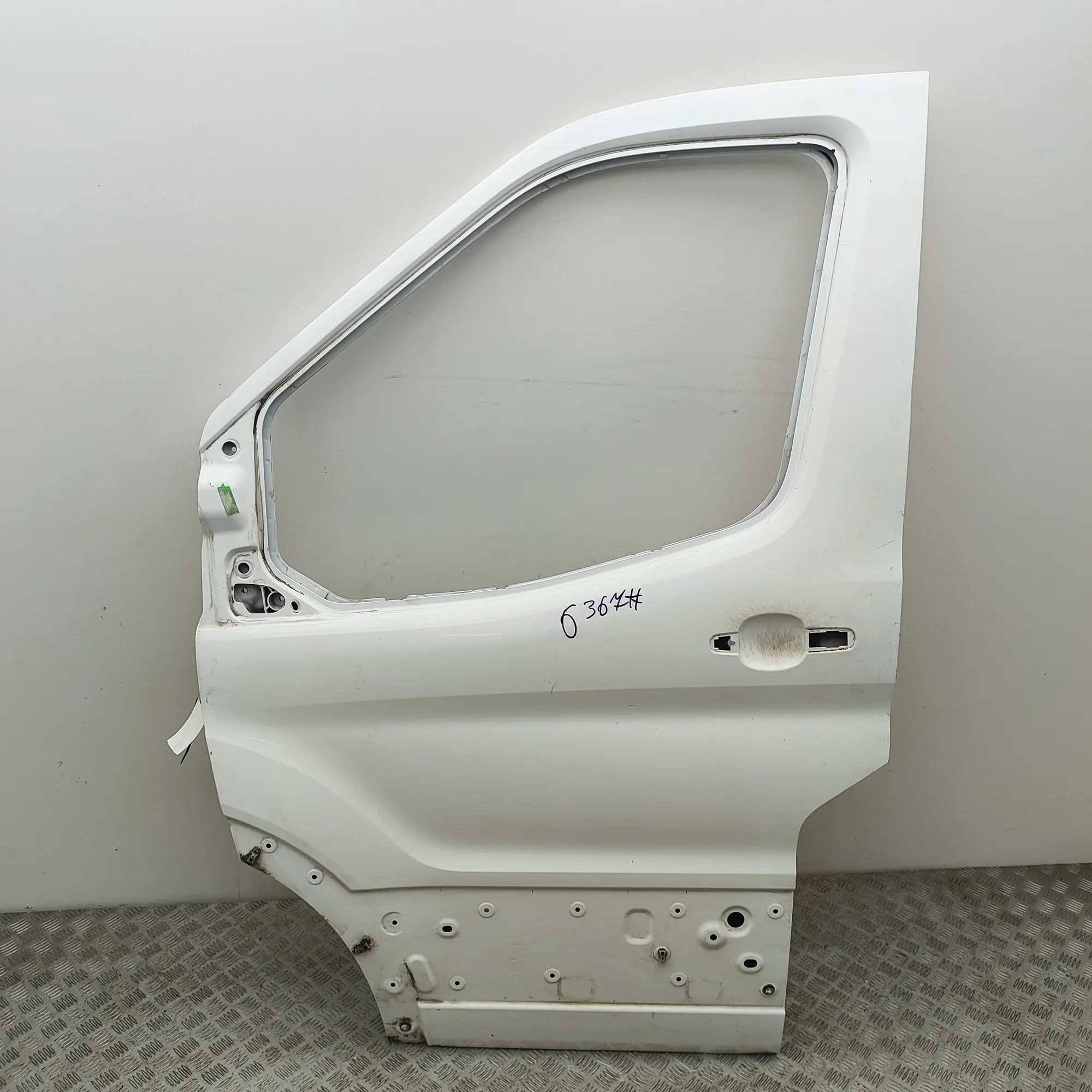 Ford Transit Connect / Tourneo Connect Front Left Door PRK31-V20125-DC, GK3T-14A631-LBD Front Left Doo...