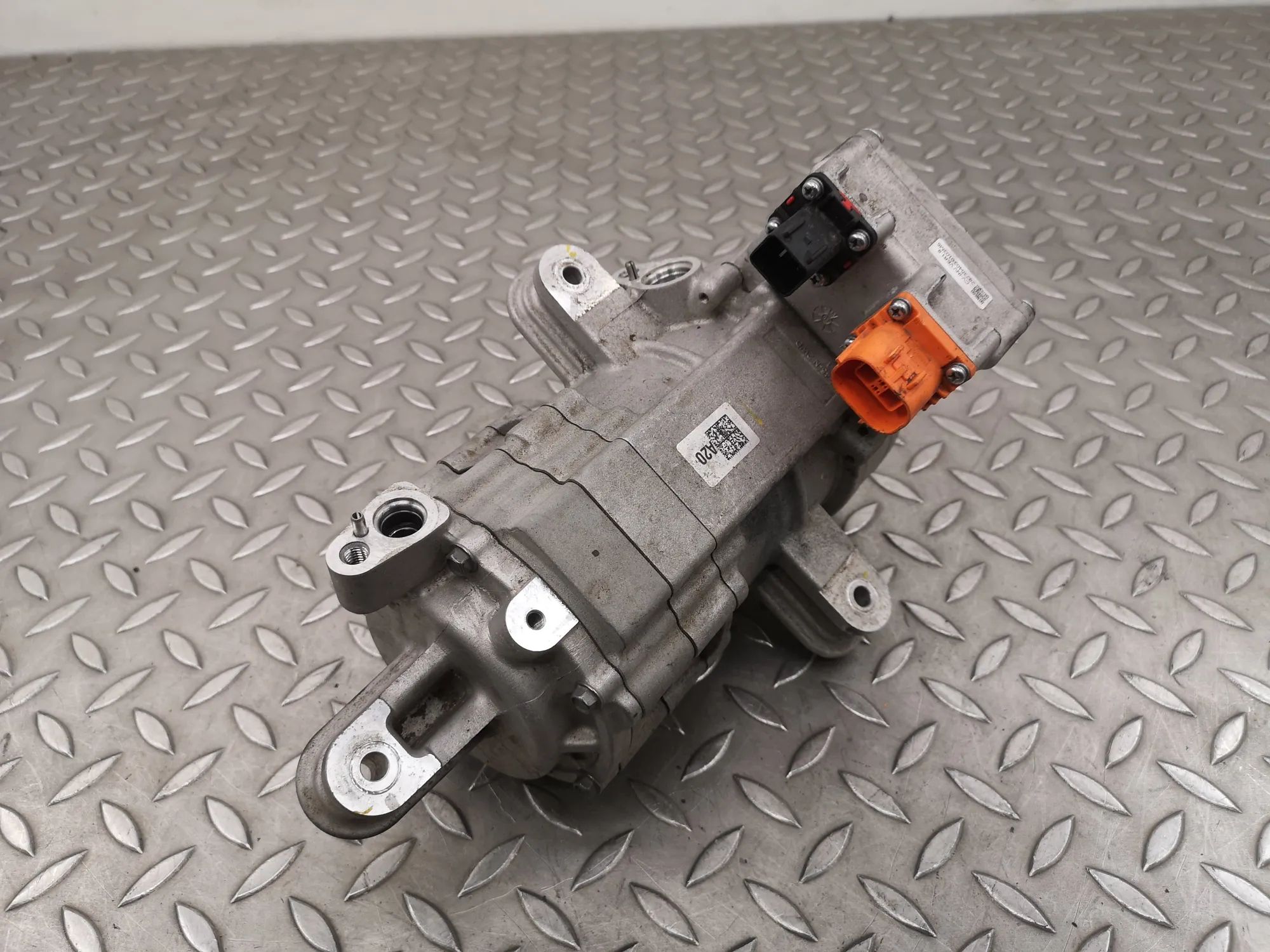 Hyundai Ioniq 5 Air Condition A/C Pump 977E1-CV200 Air Condition A/C Pump HYUNDAI IONI...