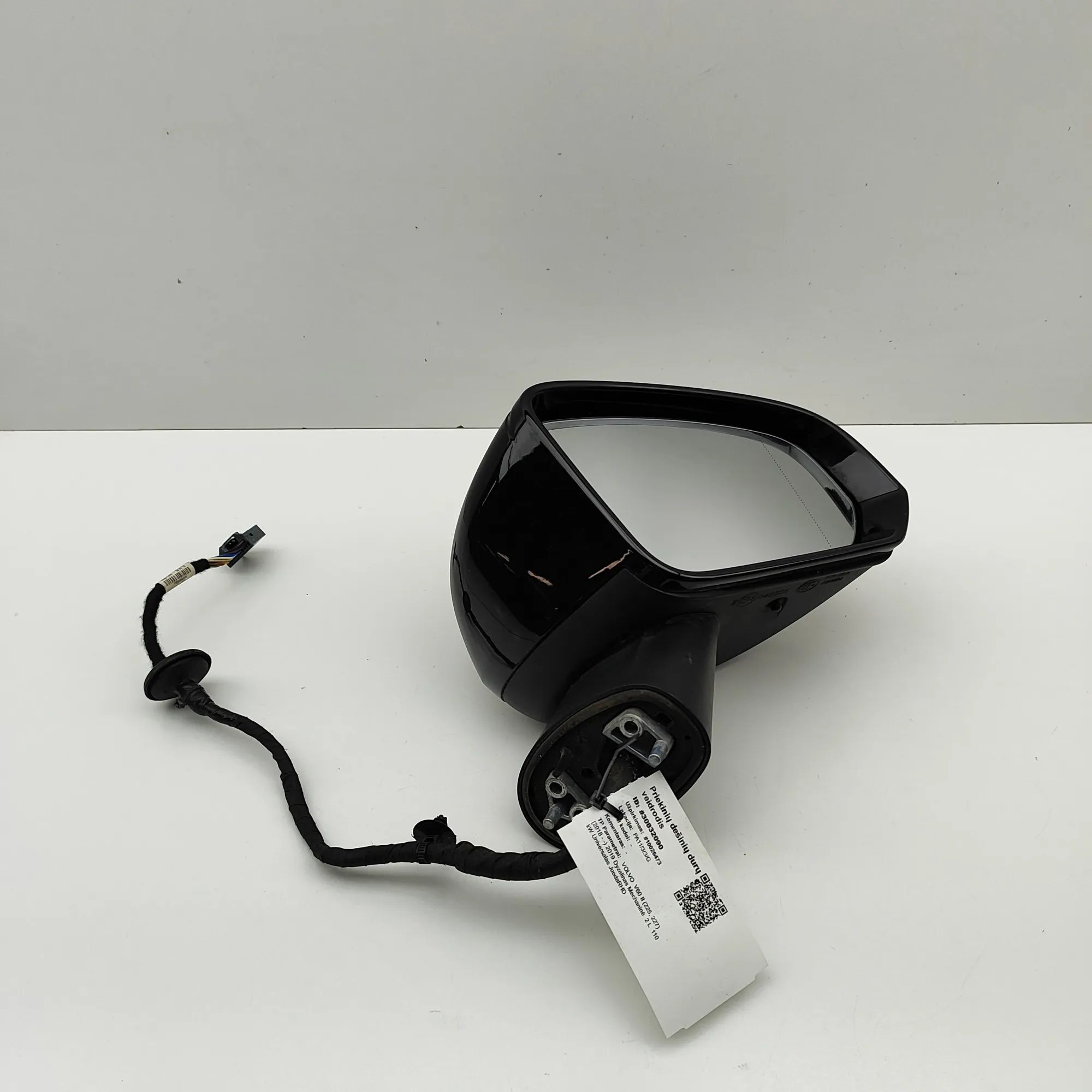 Volvo S60 Right Side Wing Mirror 31477576, 39849801 Right Side Wing Mirror VOLVO...