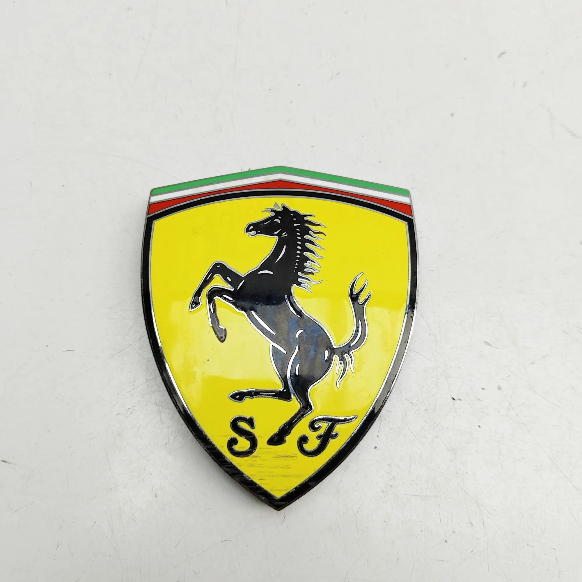 Ferrari California Car Manufacturer Badge Emblem 85118000 Car Manufacturer Badge Emblem FERRARI ...