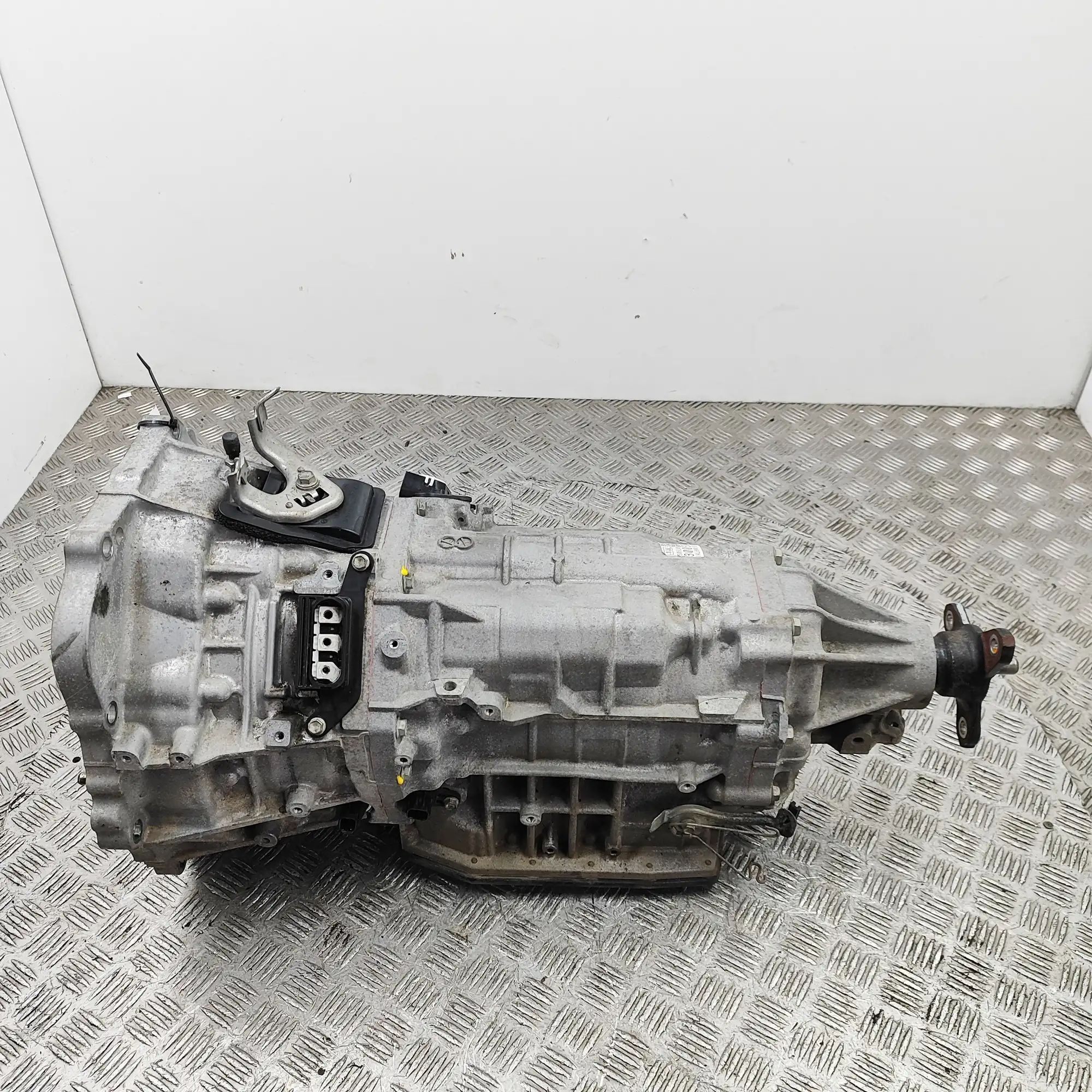 Lexus IS Gearbox 30920-30030 Gearbox LEXUS IS (III _E3_) (2013-....