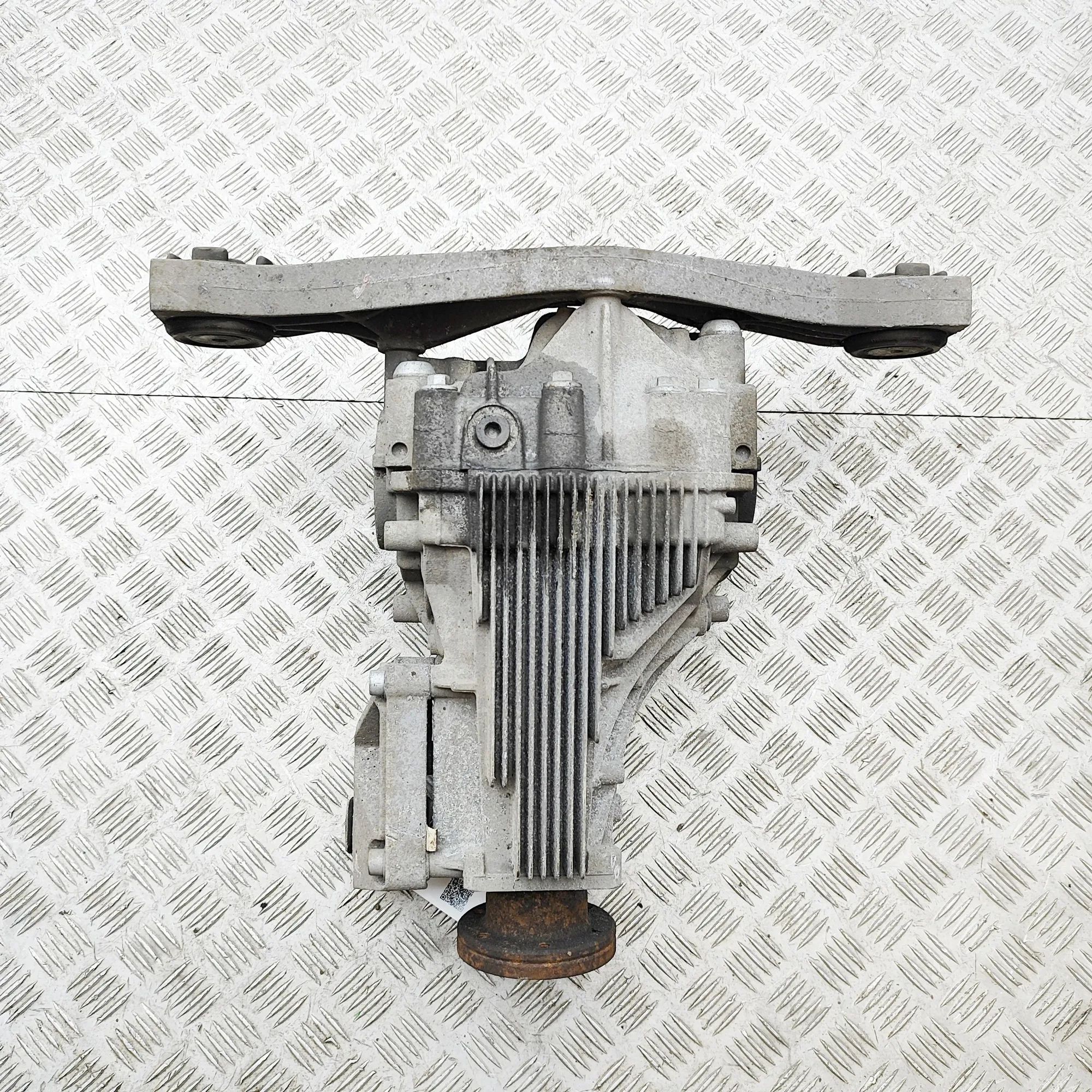 Bentley Continental GT, GTC, Flying Spur rear differential 08Y500043E, 3W0599285 Rear Differential BENTLEY...