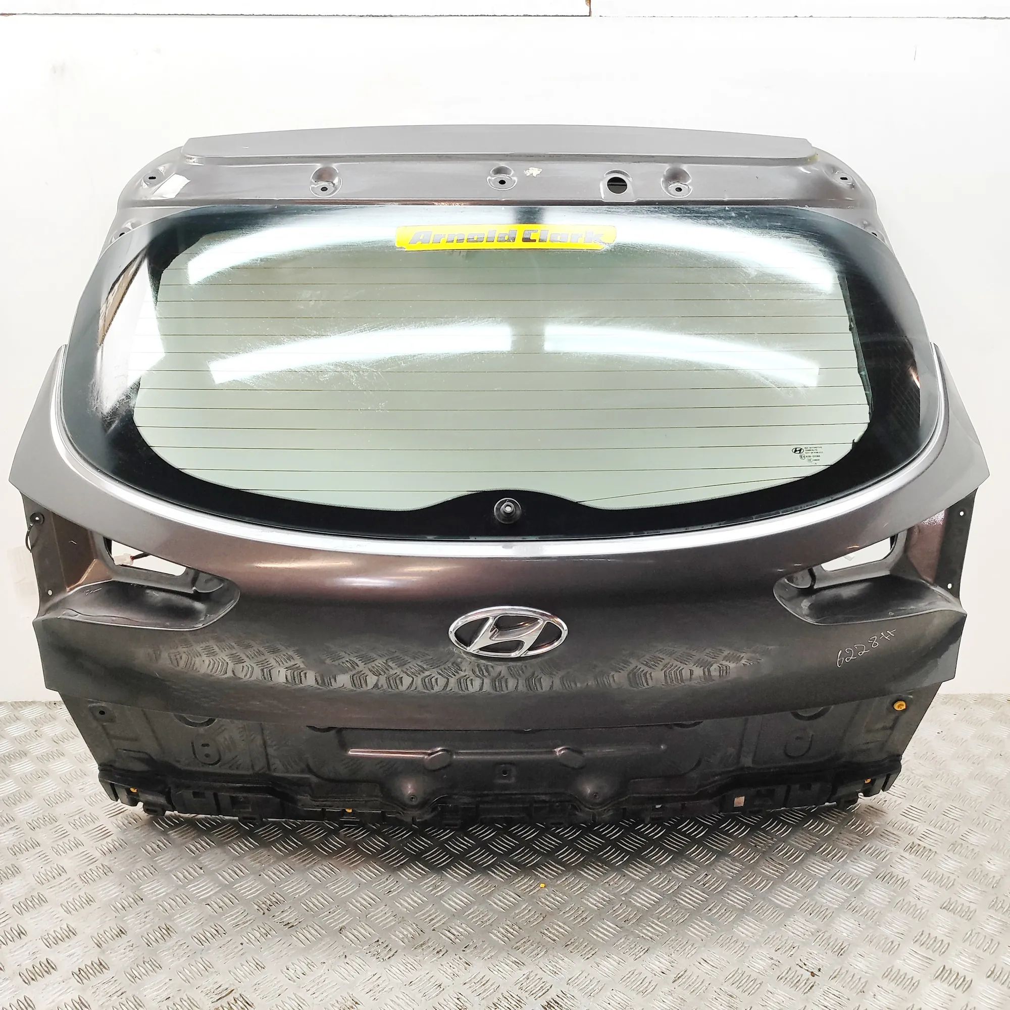 Hyundai Tucson Tailgate Bootlid 73700-D7000 Tailgate Bootlid HYUNDAI TUCSON (TL...