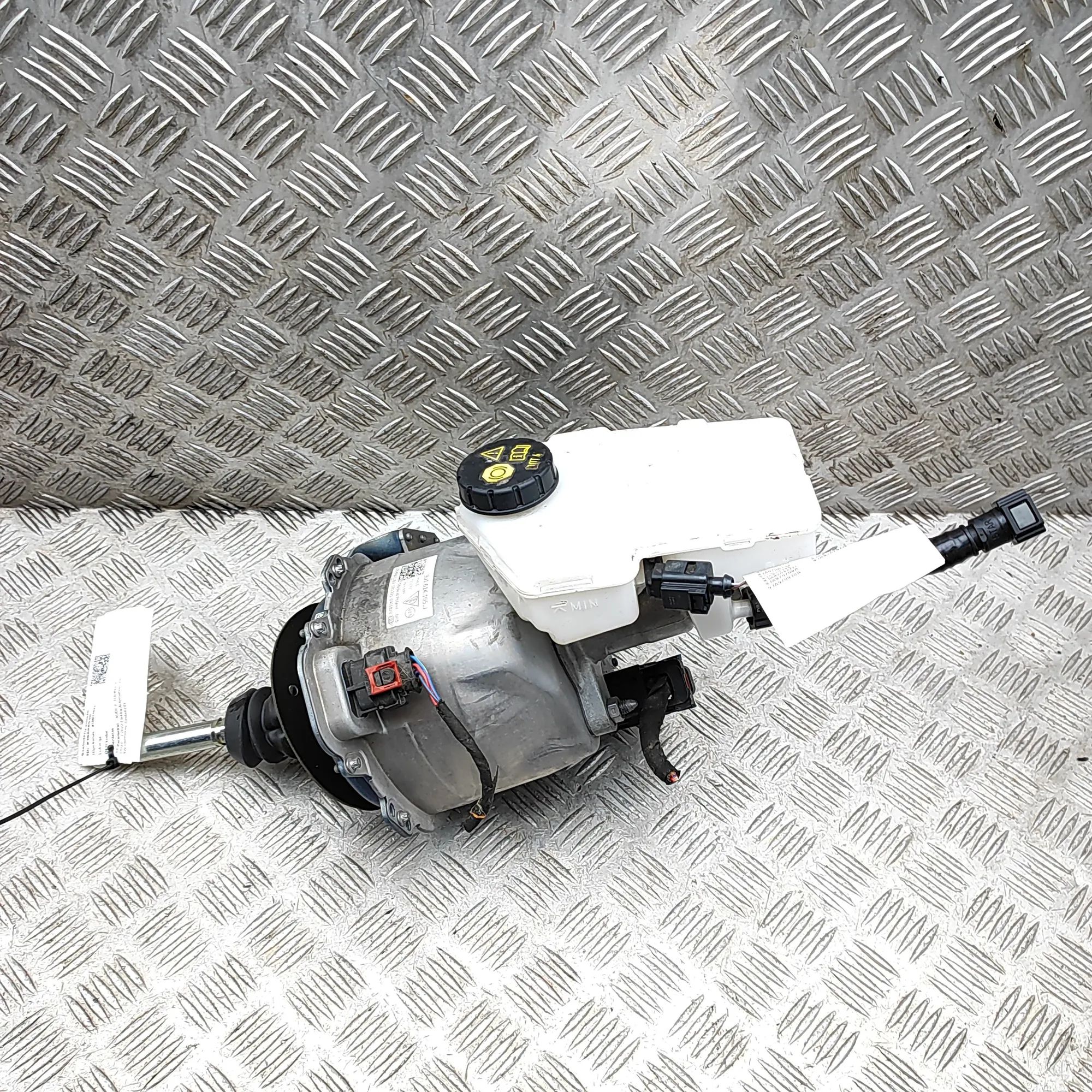 Audi e-tron GT (FW) Brake Servo Booster 0204N01089, 843747, 0204844971, 9J1614105J Brak...
