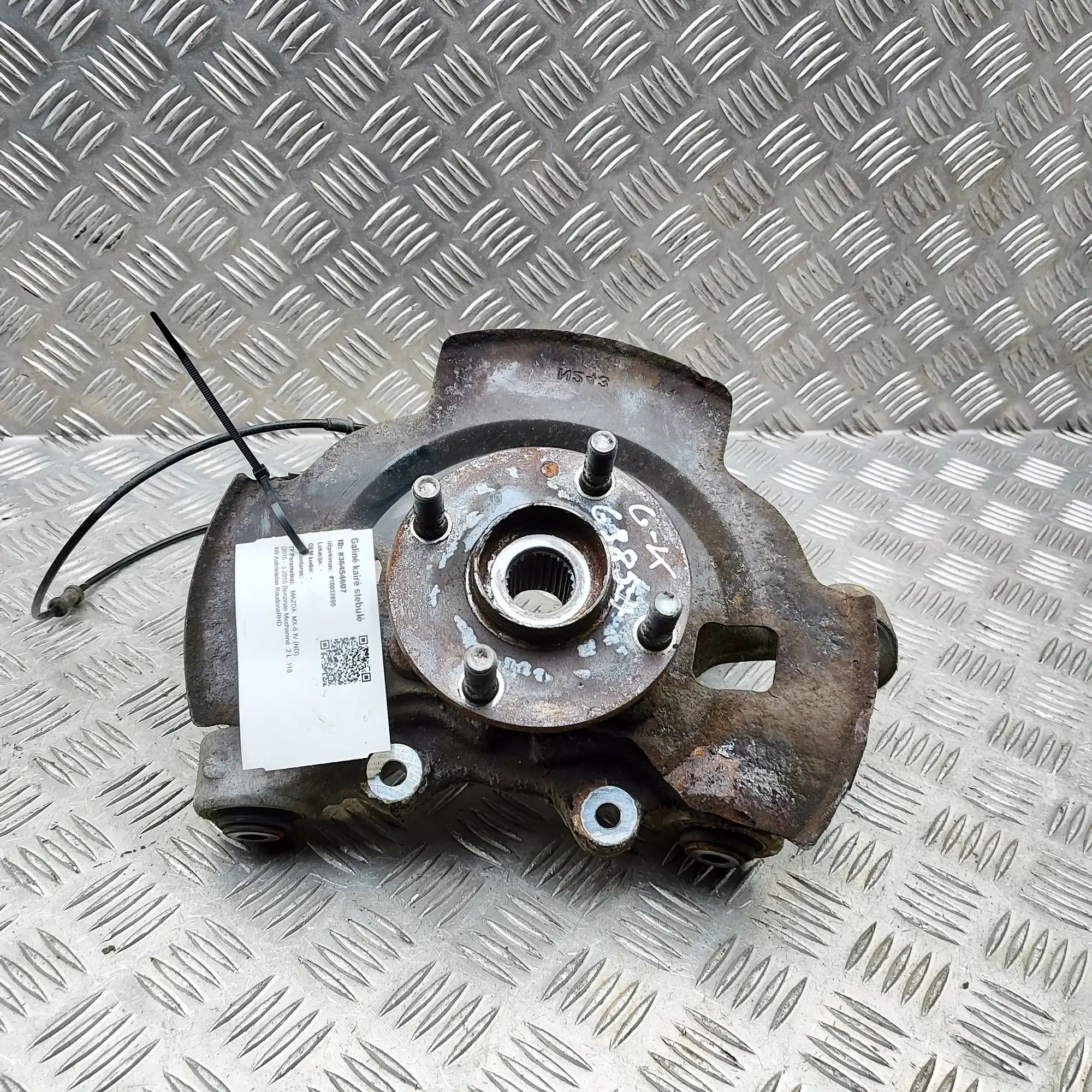 Mazda MX-5 Rear Left Wheel Hub Spindle N2432612XB Rear Left Wheel Hub Spindle MAZDA MX...