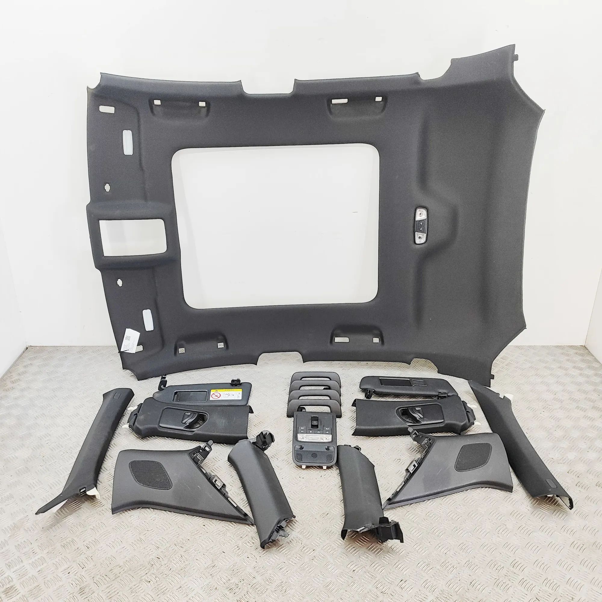 Audi Q3 (8U) Black Roof Headliner Set 8U0867233, 8U0867246, 8U0867293, 8U0867234, 8U0...