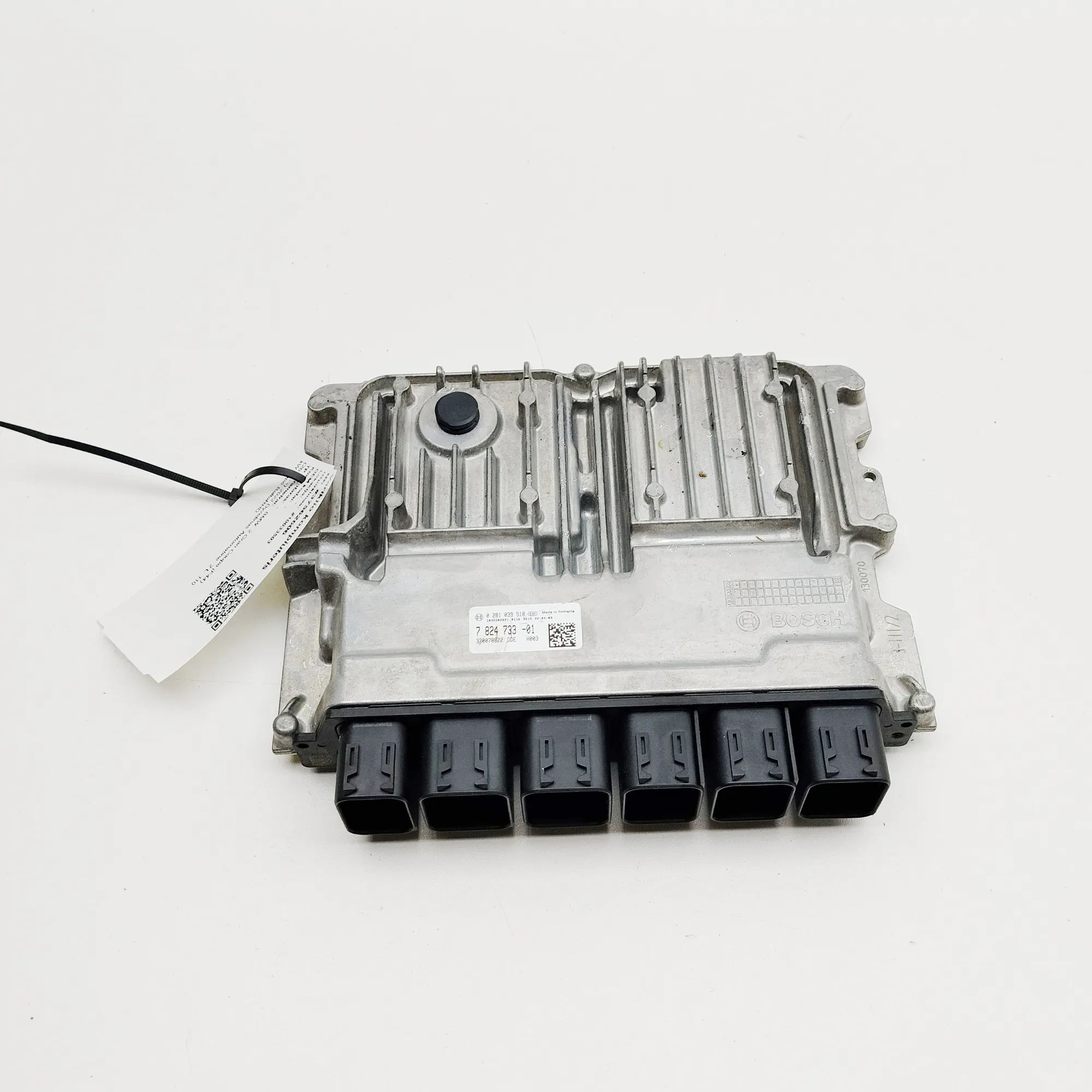 BMW 2 (F44) Engine Control Unit 0281039518, 7824733 Engine Control Unit BMW 2 S...