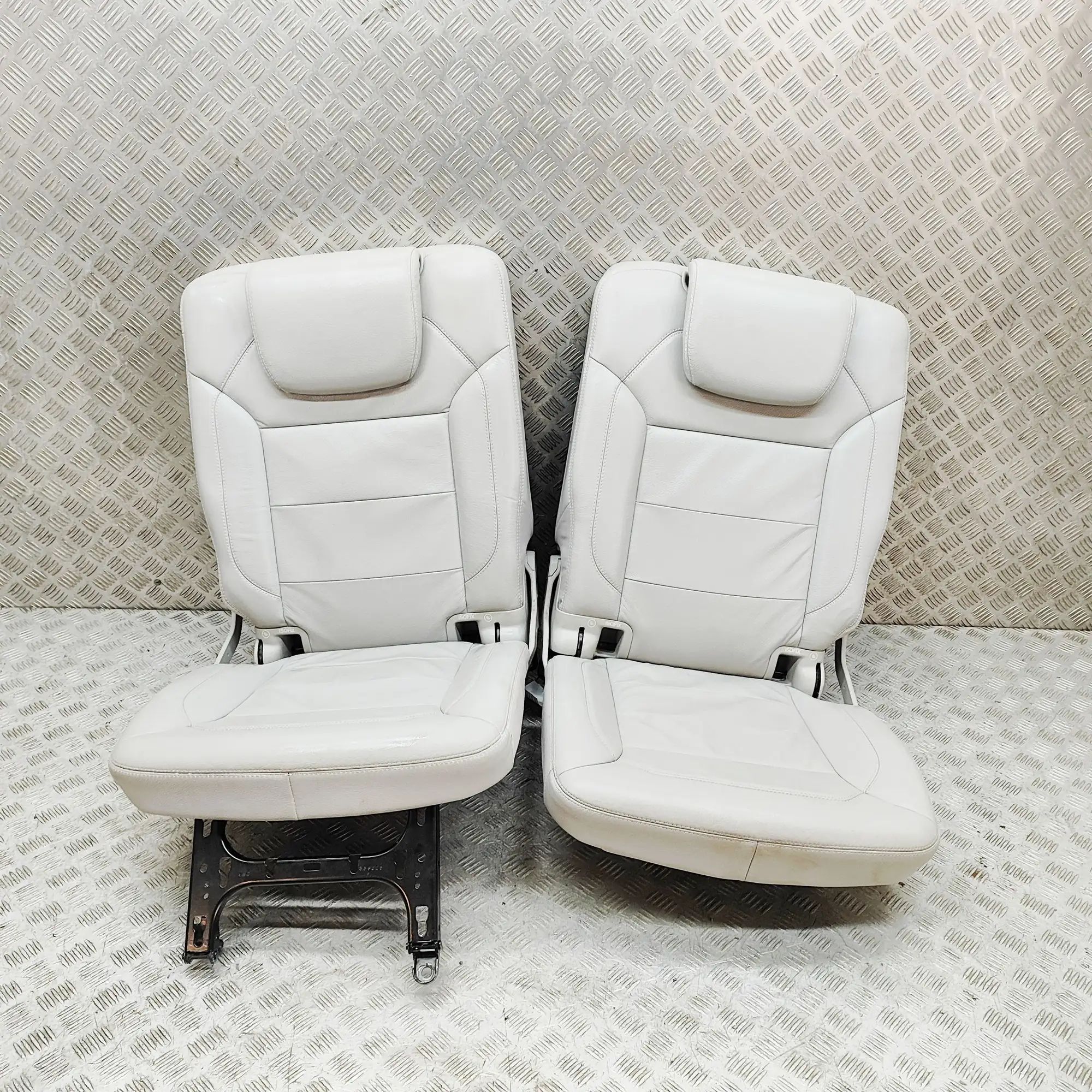 Mercedes-Benz A (W176) Заднее сиденье A1649300132, A1649300322 Rear Seat MERCEDES-BEN...