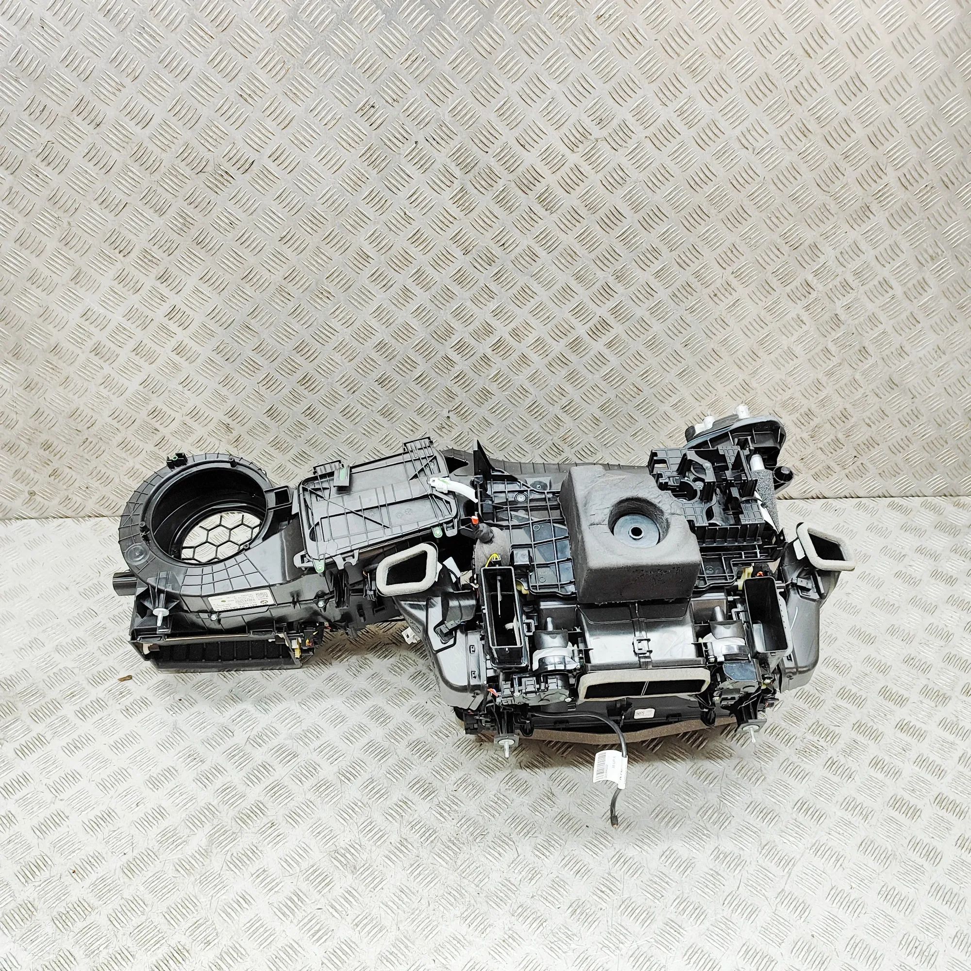 BMW X5 (G05) Interior Heater 5A31841 Interior Heater BMW X5 (G05) (2018-...)...