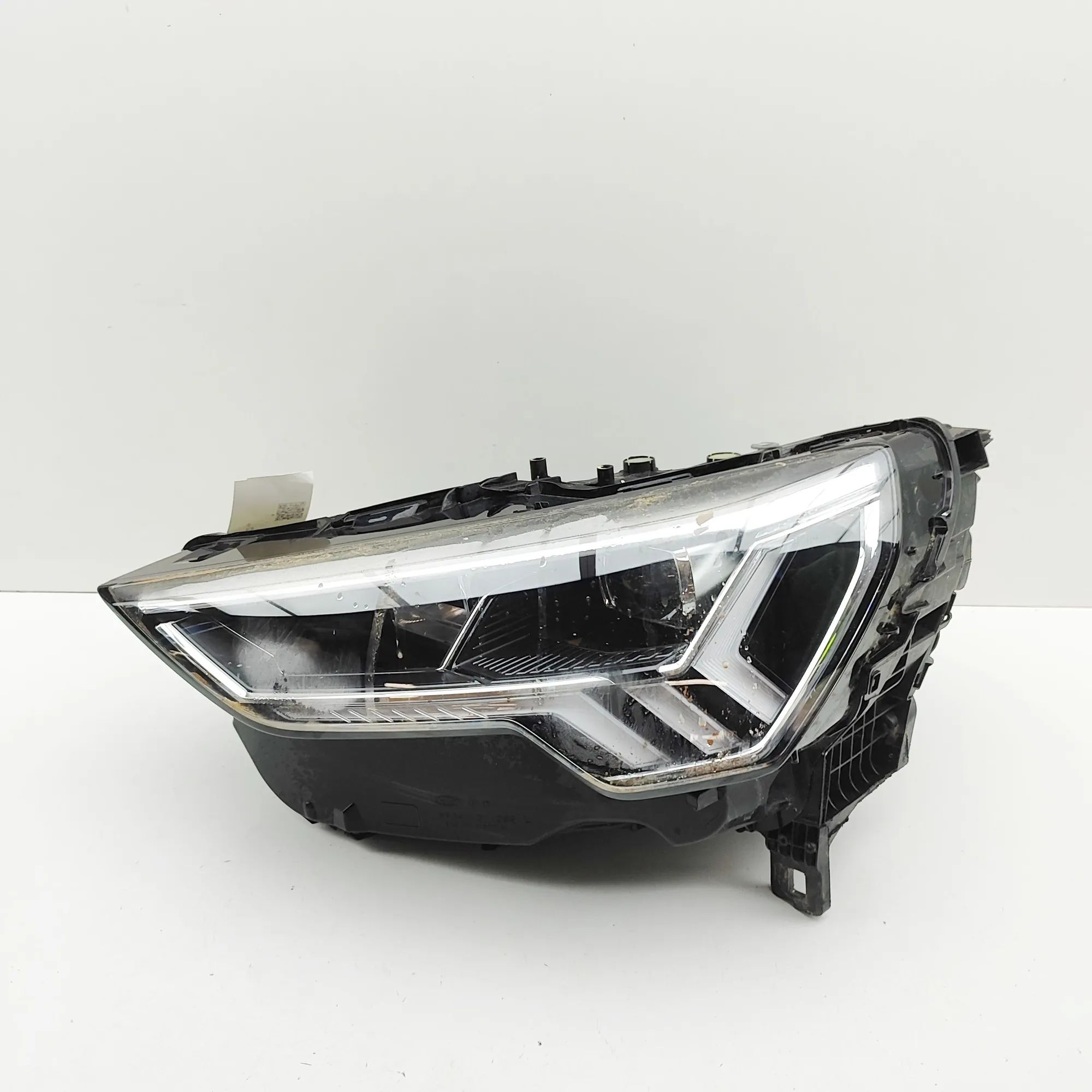 Audi Q3 (F3) Front Left Headlight 83A941033 Front Left Headlight AUDI Q3 (F3) (20...