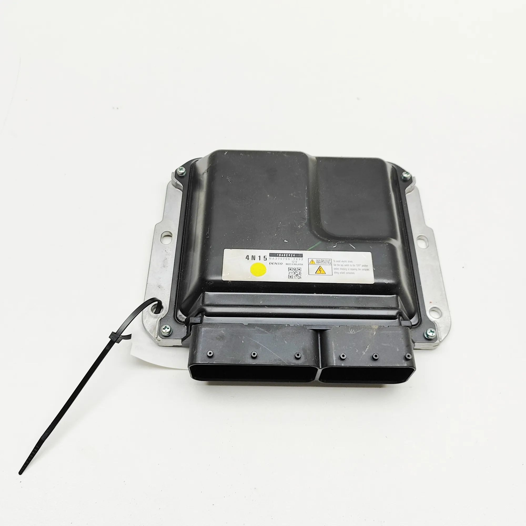 Mitsubishi Eclipse Cross Engine Control Unit MA275700-7892, 1860C924 Engine Control Unit MIT...