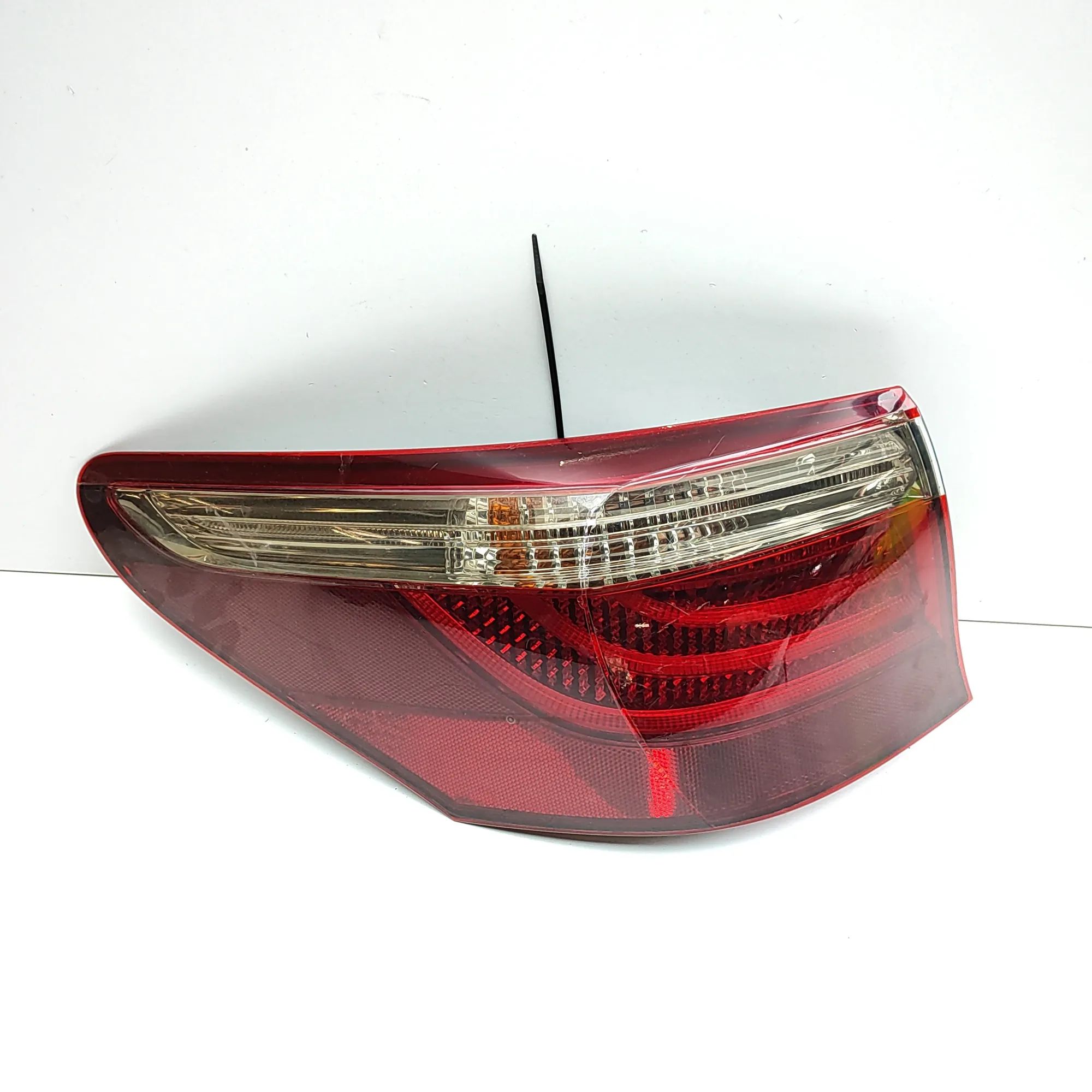 Lexus LS Rear Left Tail Light